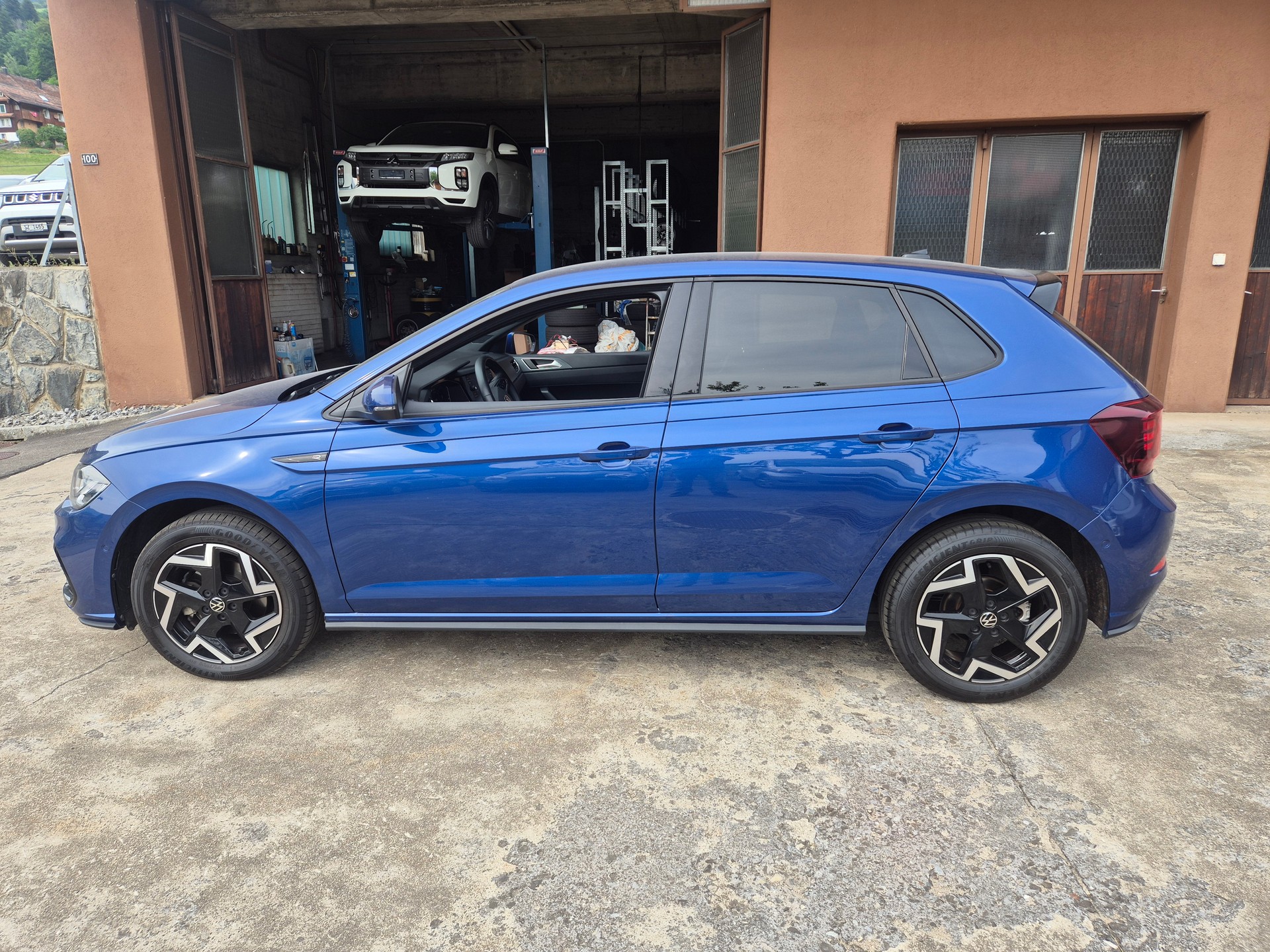 VW Polo 1.0 TSI R-Line DSG-image-1