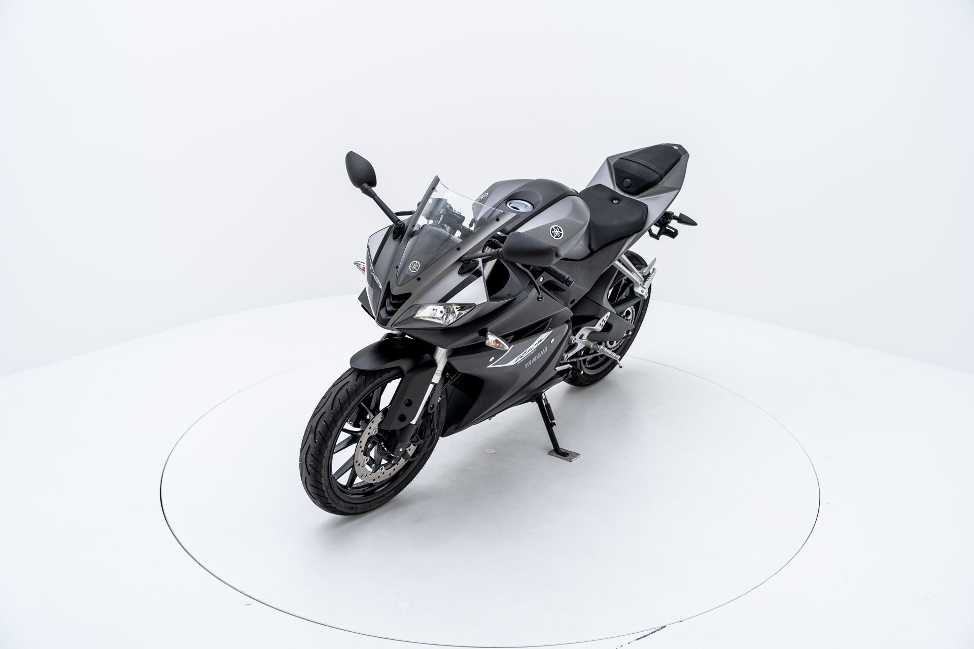 YAMAHA YZF-R 125 ABS-image-2