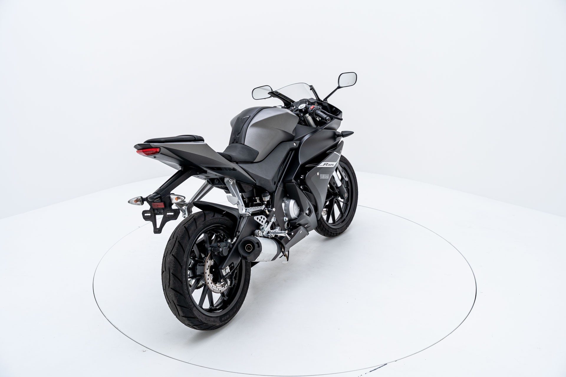 YAMAHA YZF-R 125 ABS-image-3