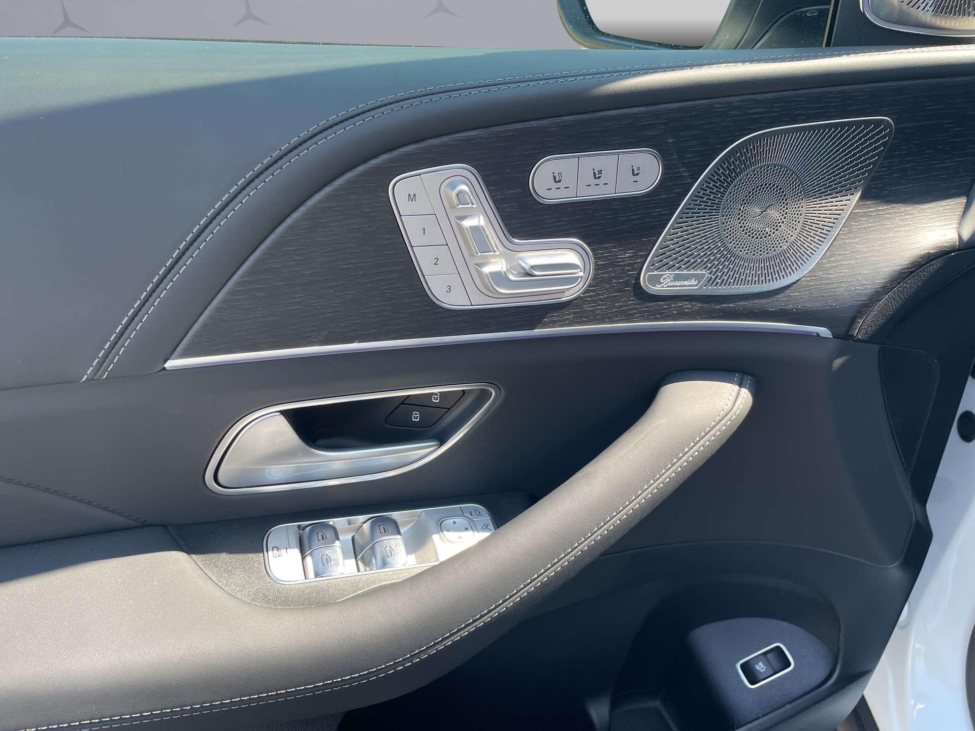 MERCEDES-BENZ GLS 450 d AMG Line 4matic-image-21