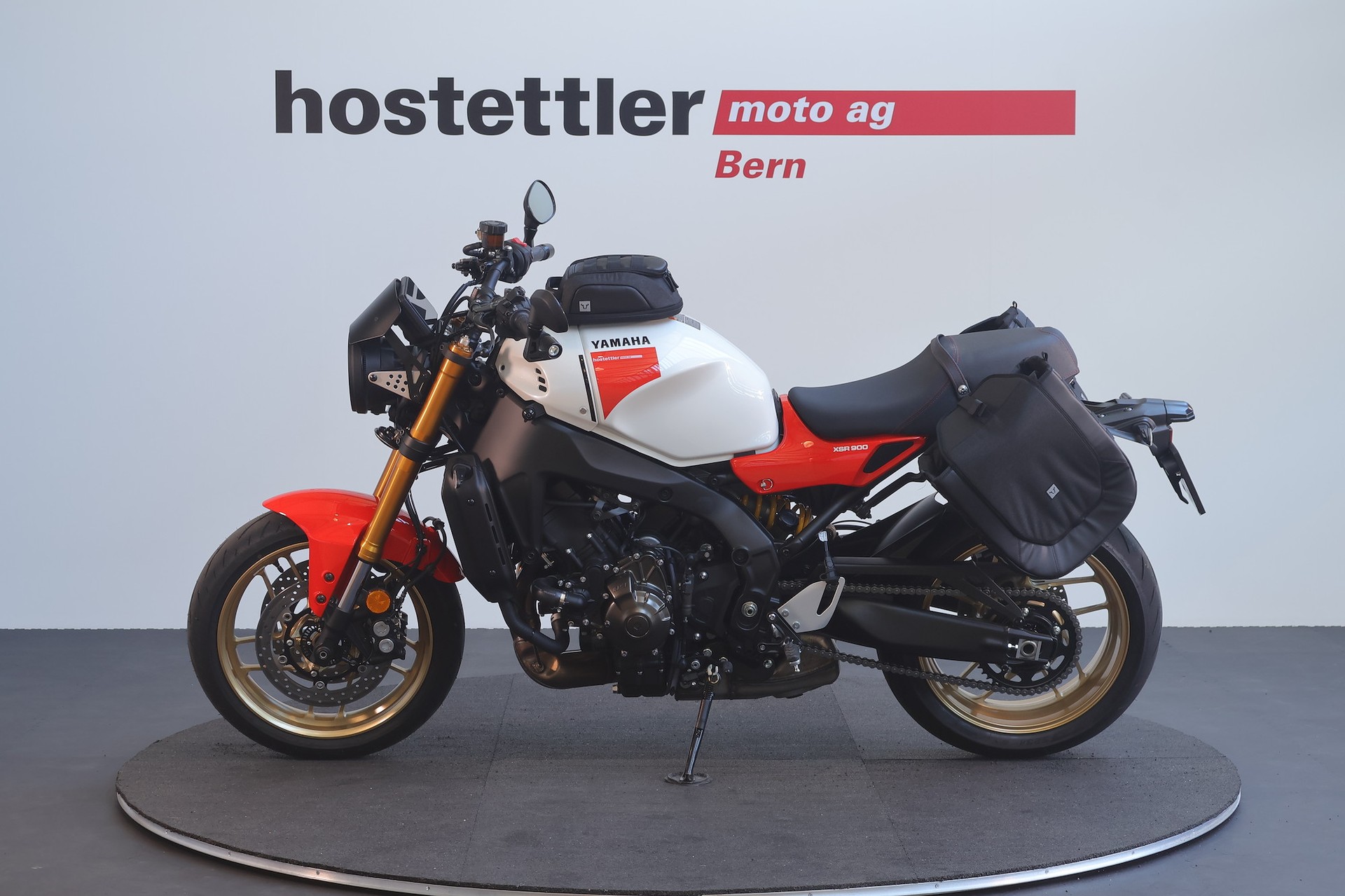 YAMAHA XSR 900-image-4