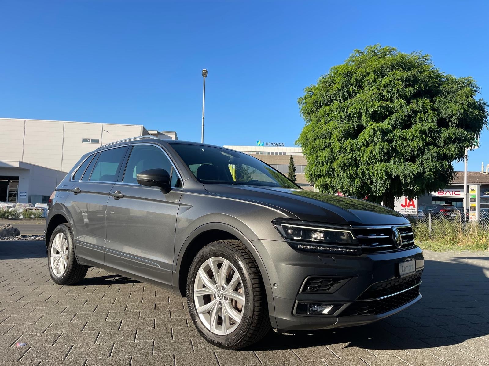 VW Tiguan 2.0TSI Highline 4Motion DSG-image-2