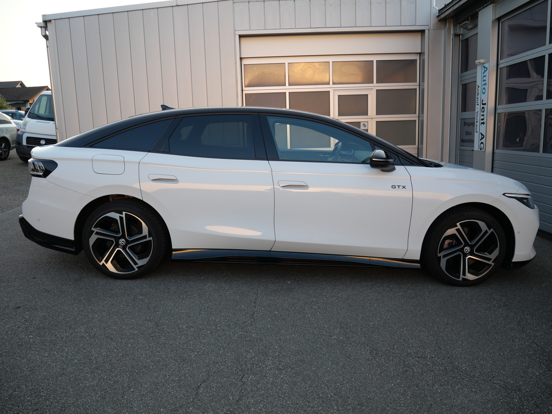VW ID.7 GTX 86kWh GTX United 4 Motion *CH-Auto, AHK, 8 Reifen*-image-5