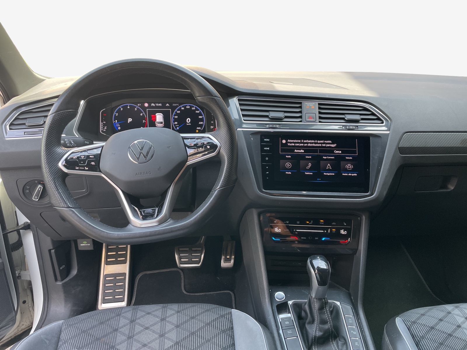 VW Tiguan 2.0TSI R-Line 4Motion DSG-image-8