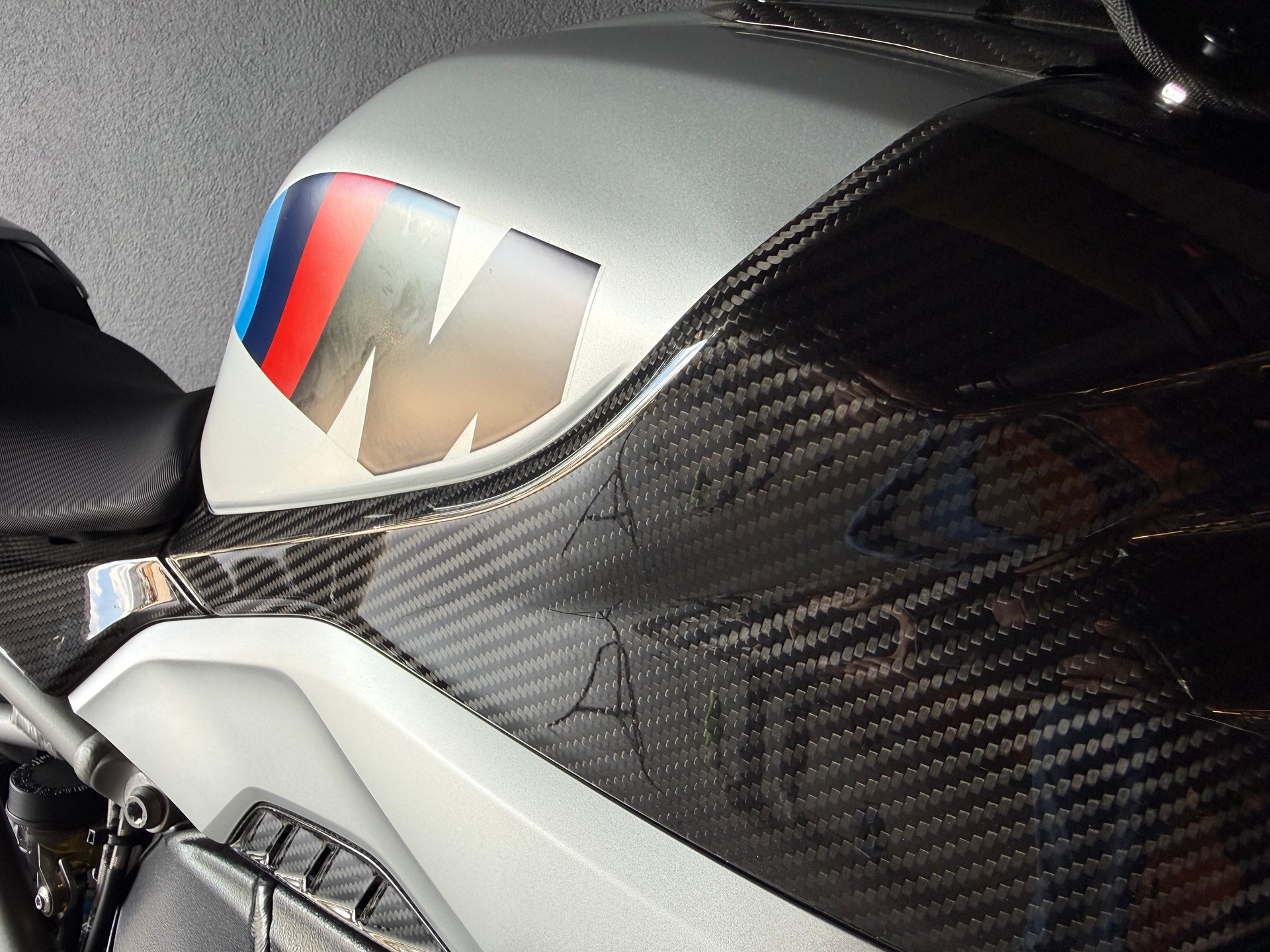 BMW M 1000 R-image-9