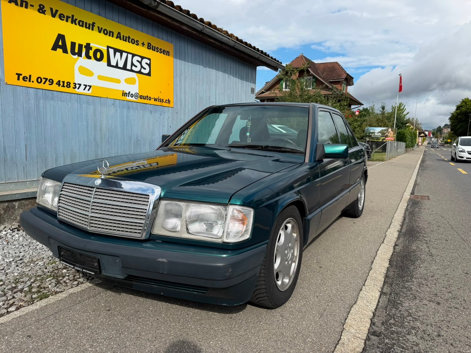 MERCEDES-BENZ 190 E 2.3 Primavera Automatic-showroom-element-2
