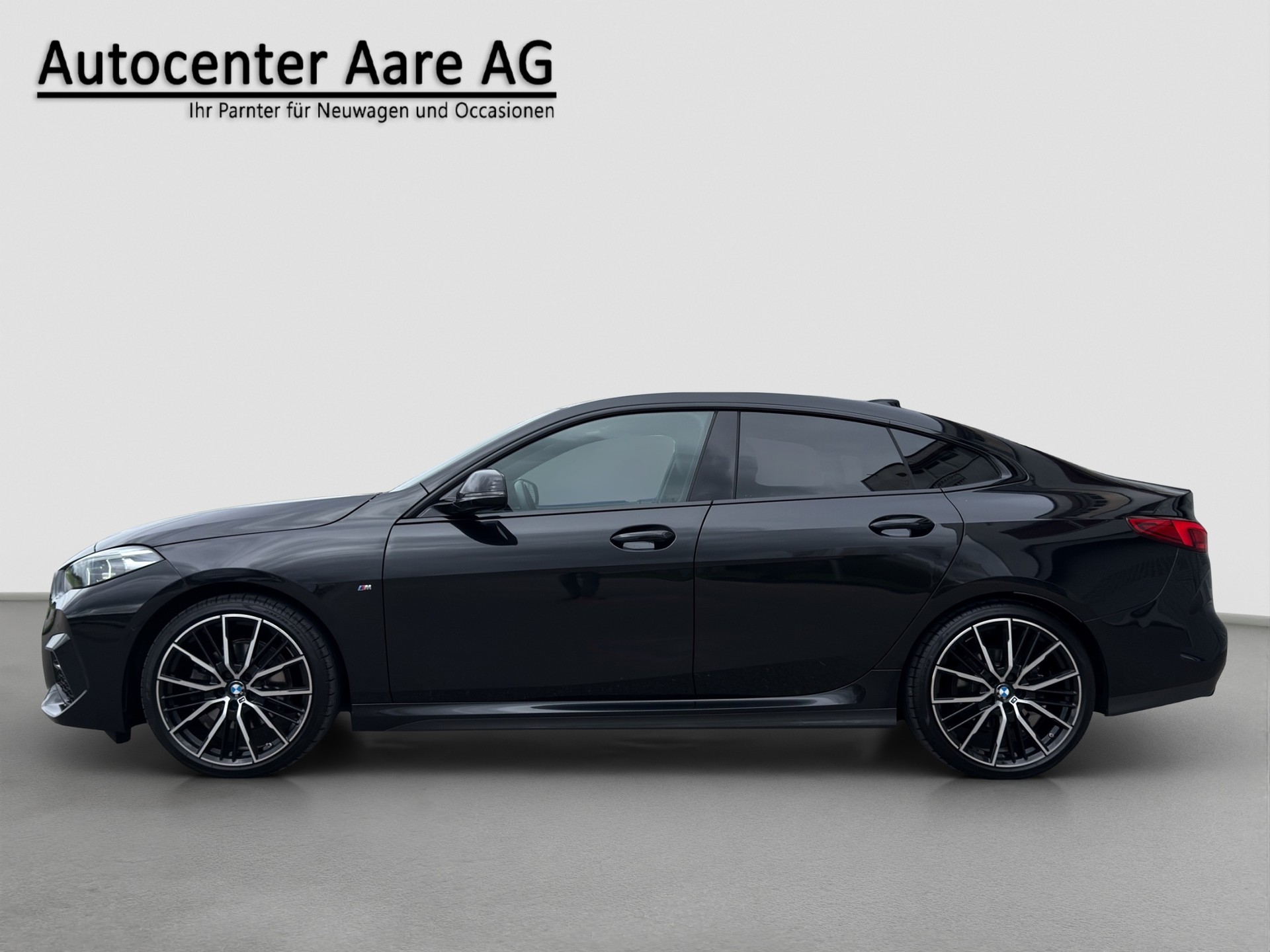 BMW 218i Gran Coupé M Sport-showroom-element-3
