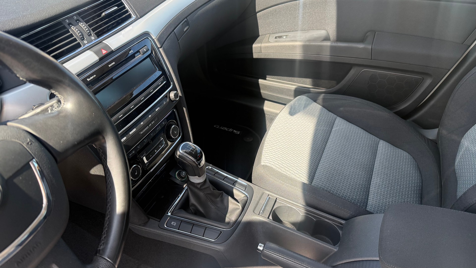 SKODA Superb Combi 1.8 TSI Ambition 4x4-showroom-element-3