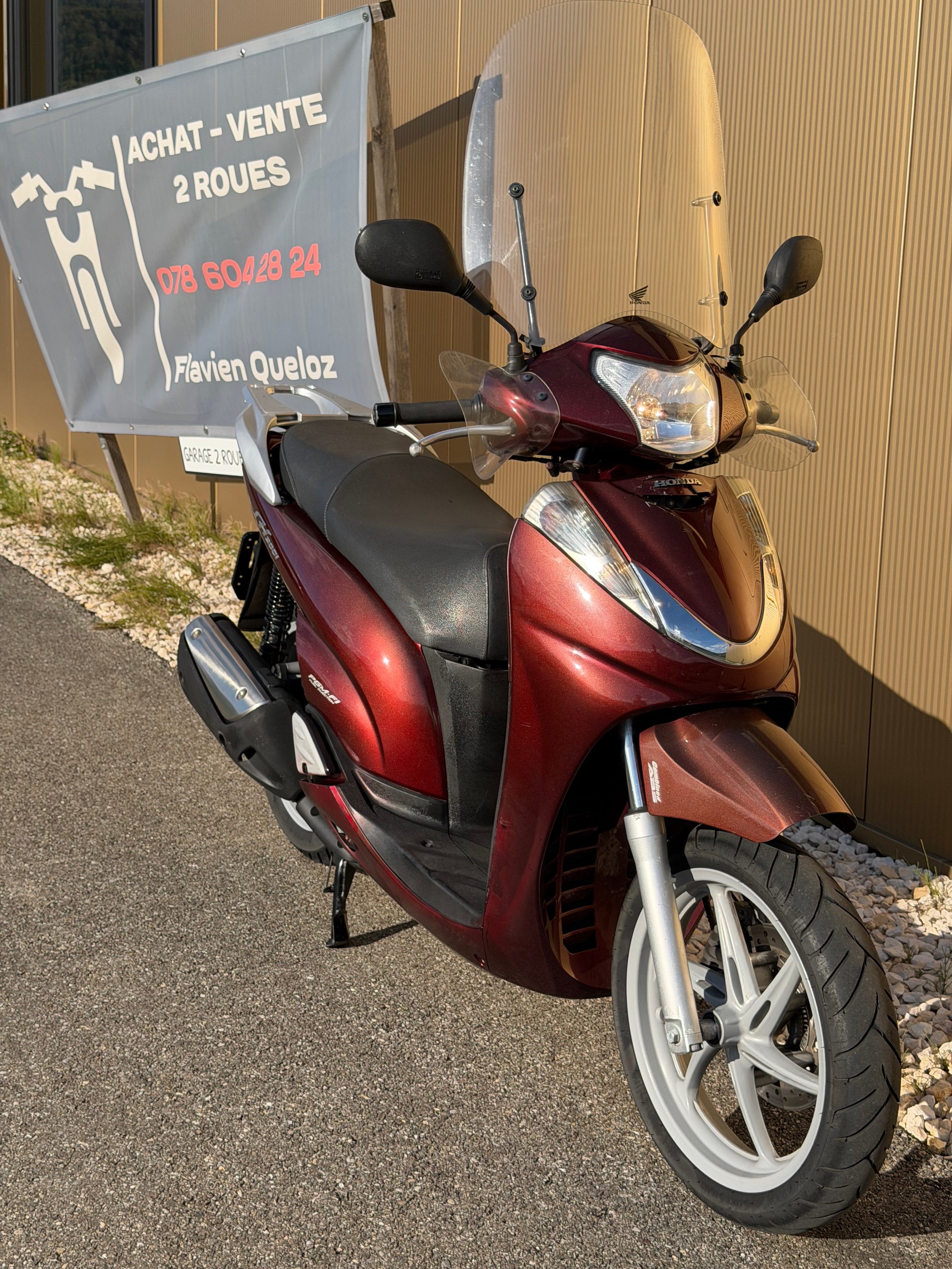 HONDA SH 300 i ABS-image-0