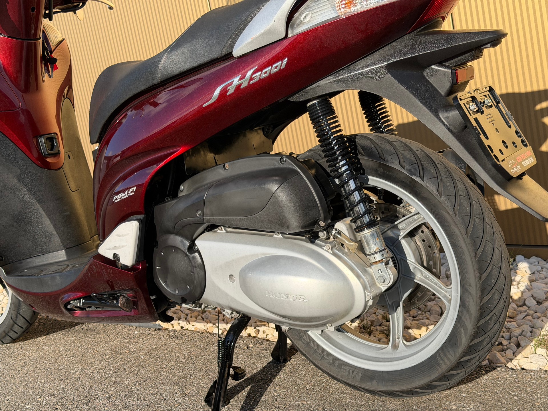 HONDA SH 300 i ABS-image-13