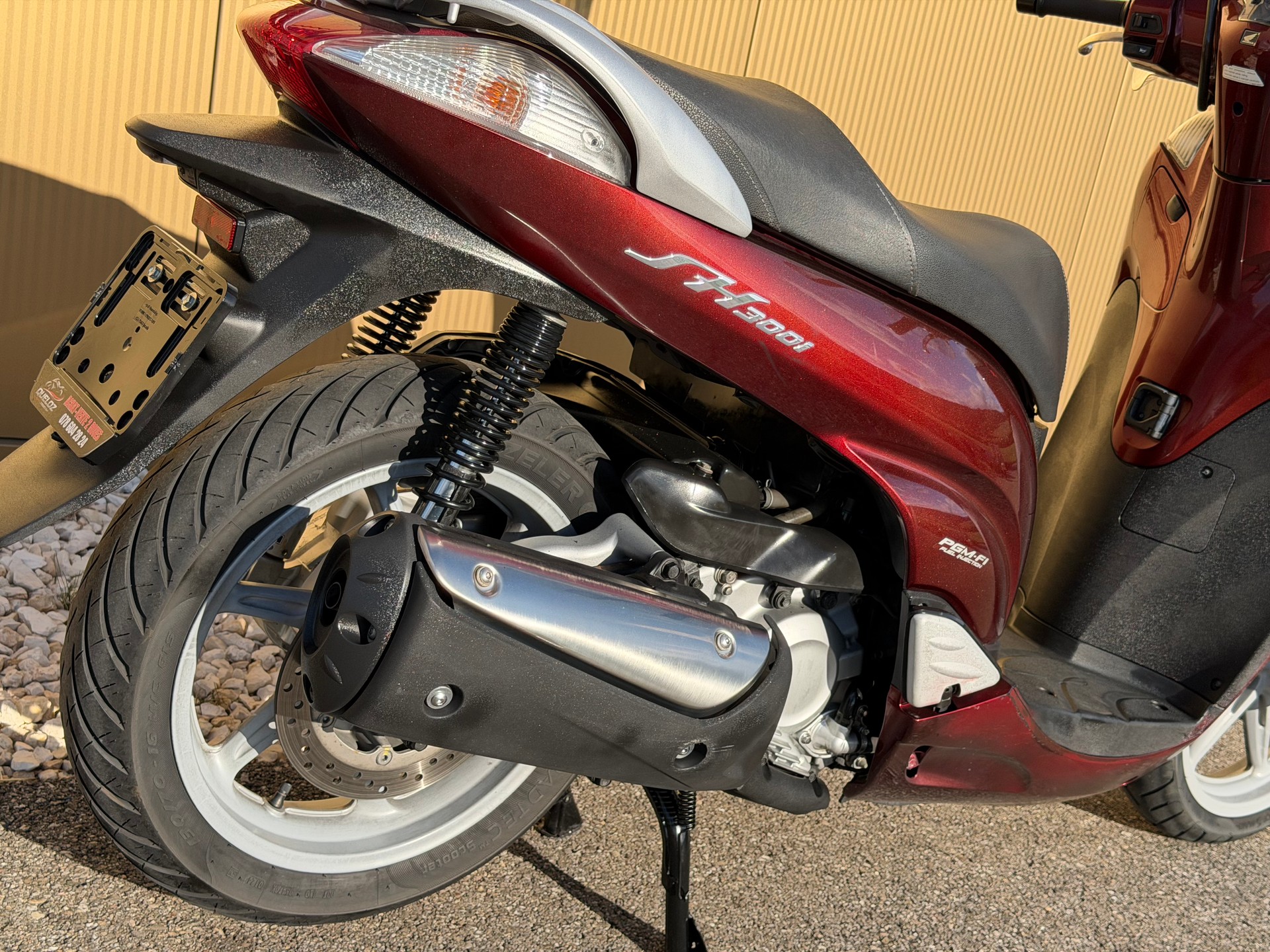 HONDA SH 300 i ABS-image-6