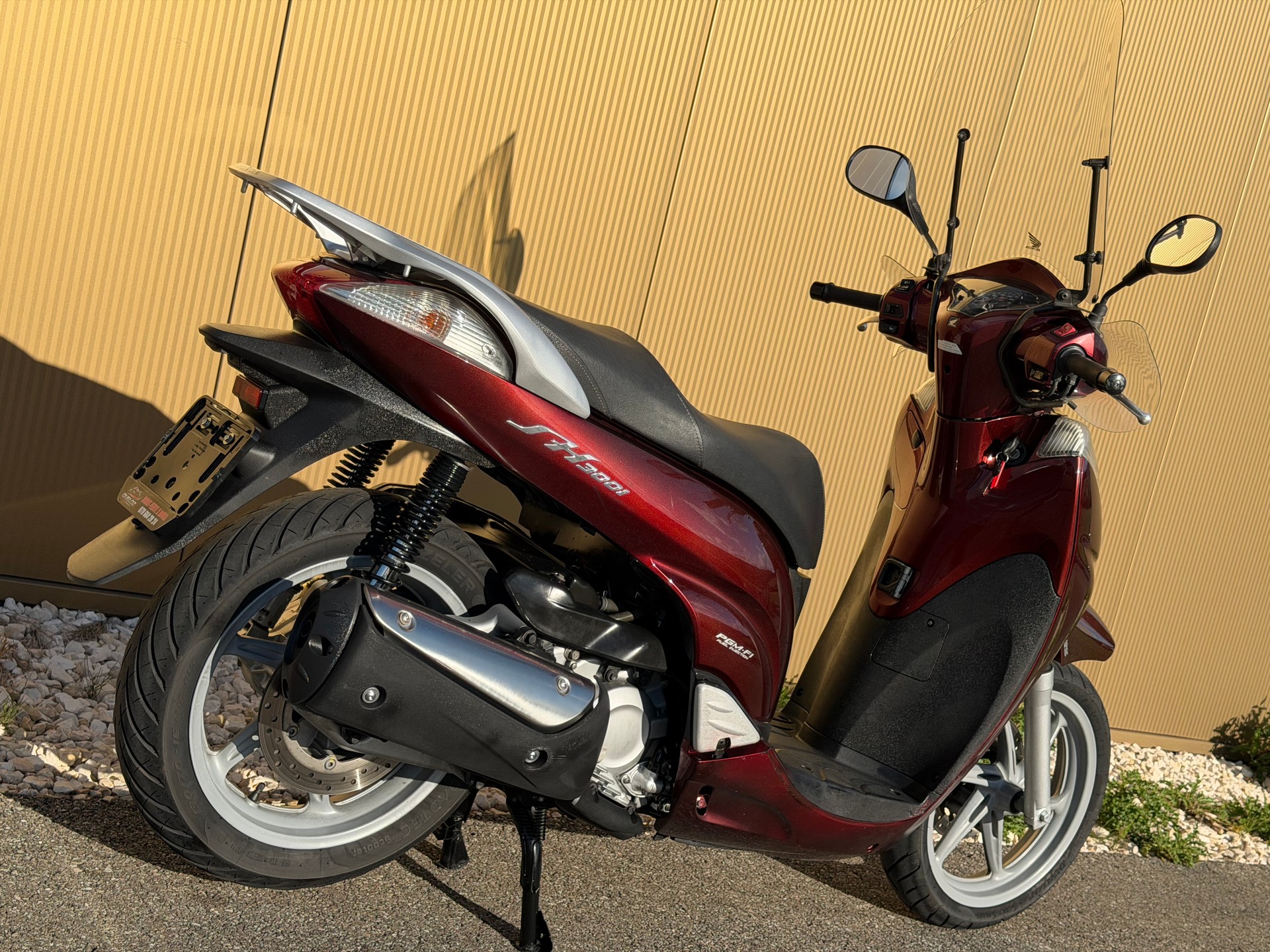 HONDA SH 300 i ABS-image-4