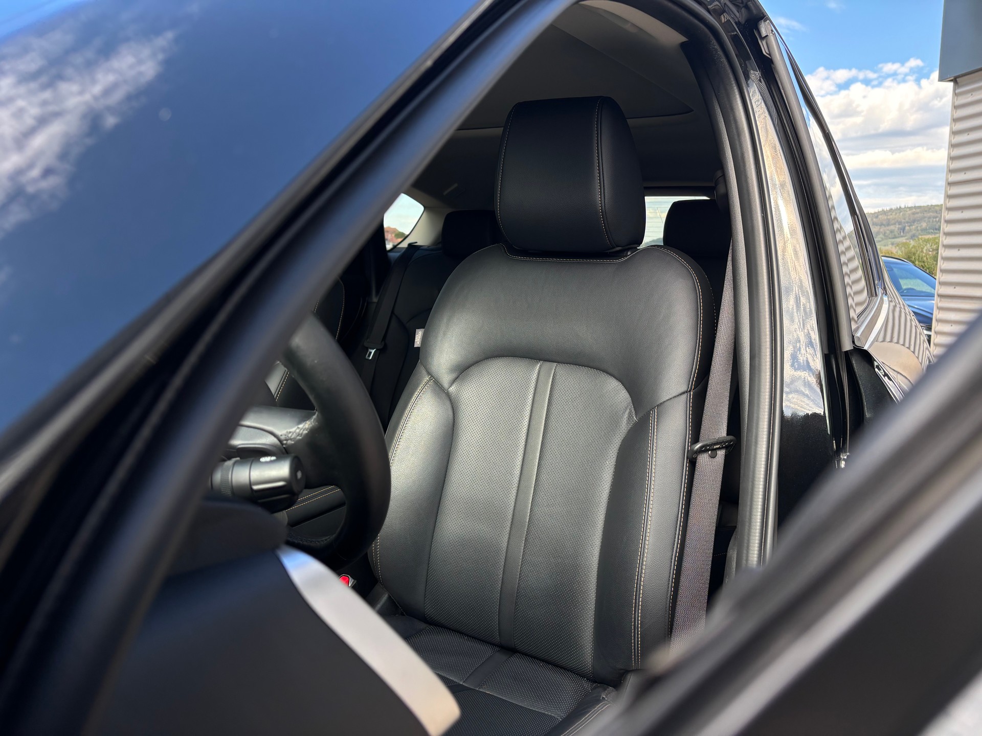 MAZDA CX-60 3.3 D Homura-showroom-element-3