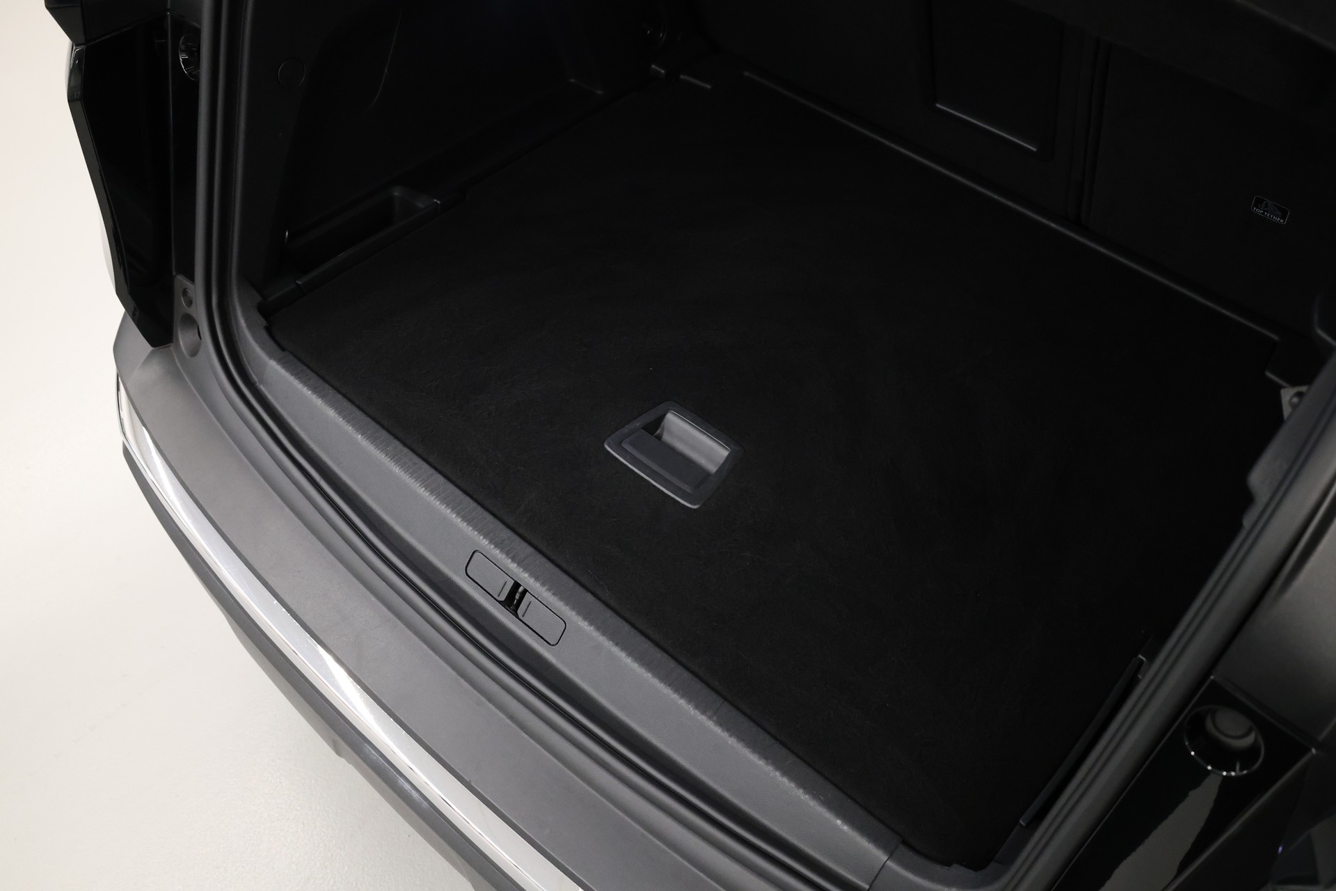 PEUGEOT 3008 2.0 BlueHDi 180 GT-image-30