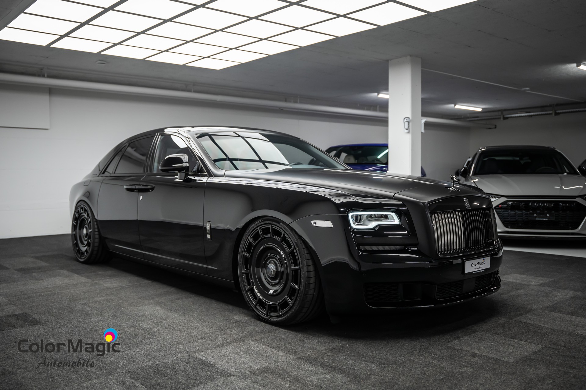 ROLLS-ROYCE * GHOST BLACK BADGE * BESPOKE TAILORED PURPLE INTERIEUR * EINMALIG IN EUROPA *-image-9
