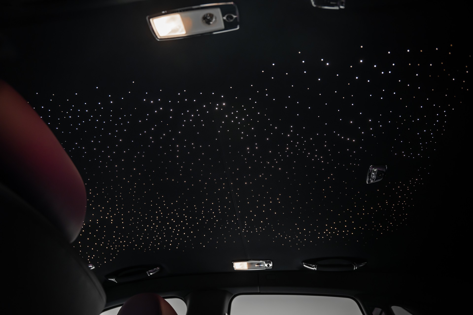 ROLLS-ROYCE * GHOST BLACK BADGE * BESPOKE TAILORED PURPLE INTERIEUR * EINMALIG IN EUROPA *-image-20