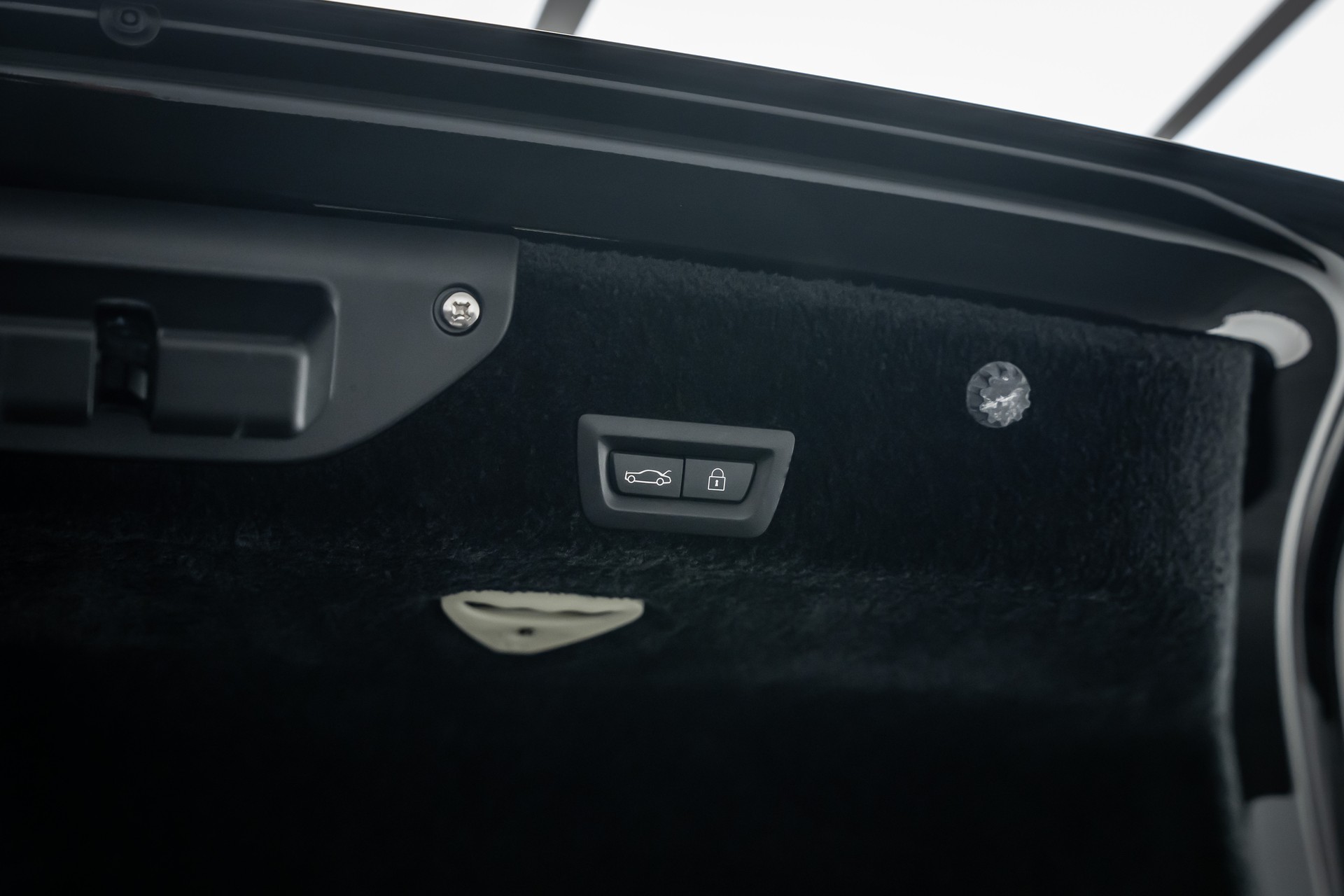 ROLLS-ROYCE * GHOST BLACK BADGE * BESPOKE TAILORED PURPLE INTERIEUR * EINMALIG IN EUROPA *-image-13