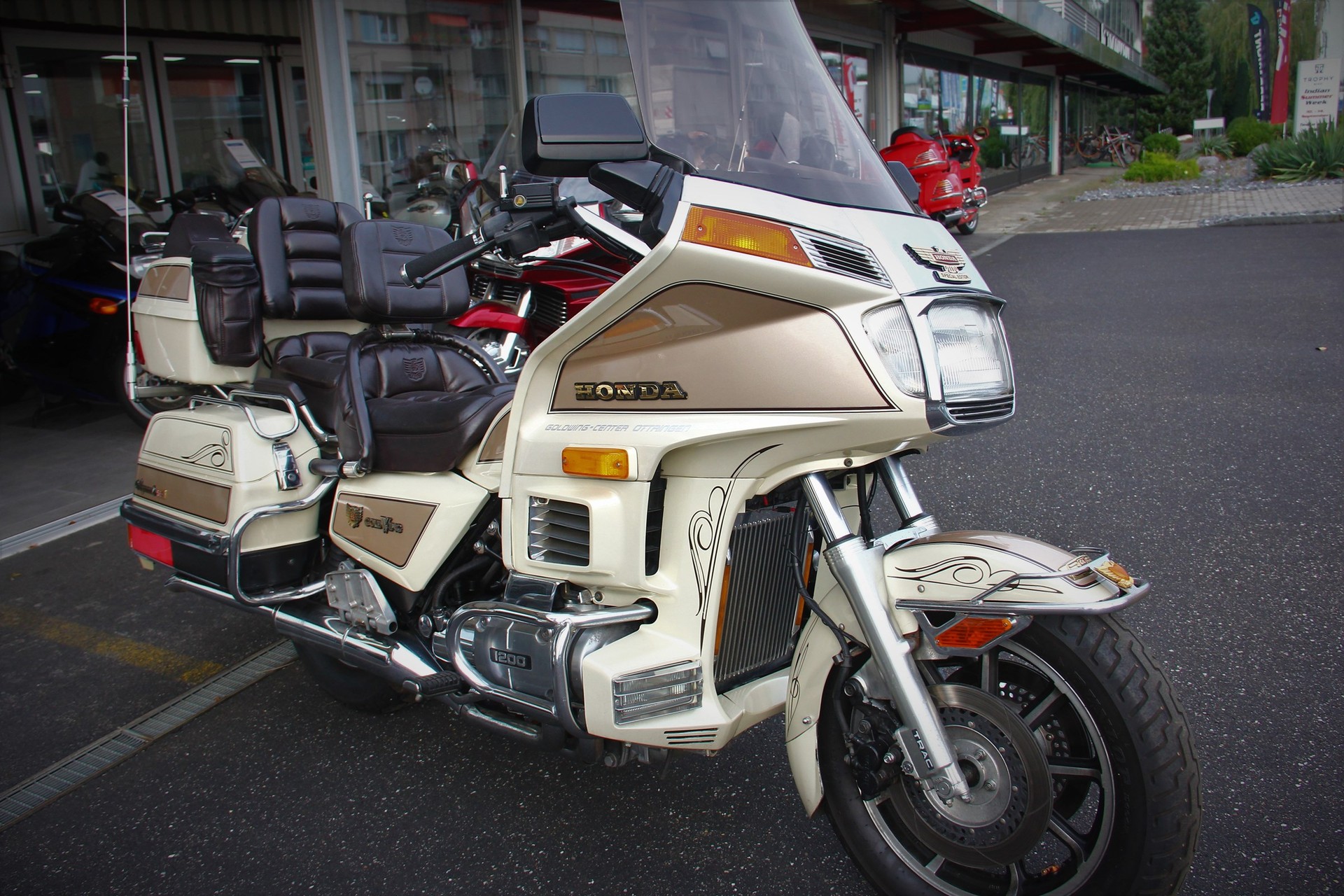 HONDA GL 1200 Goldwing De Luxe-image-0