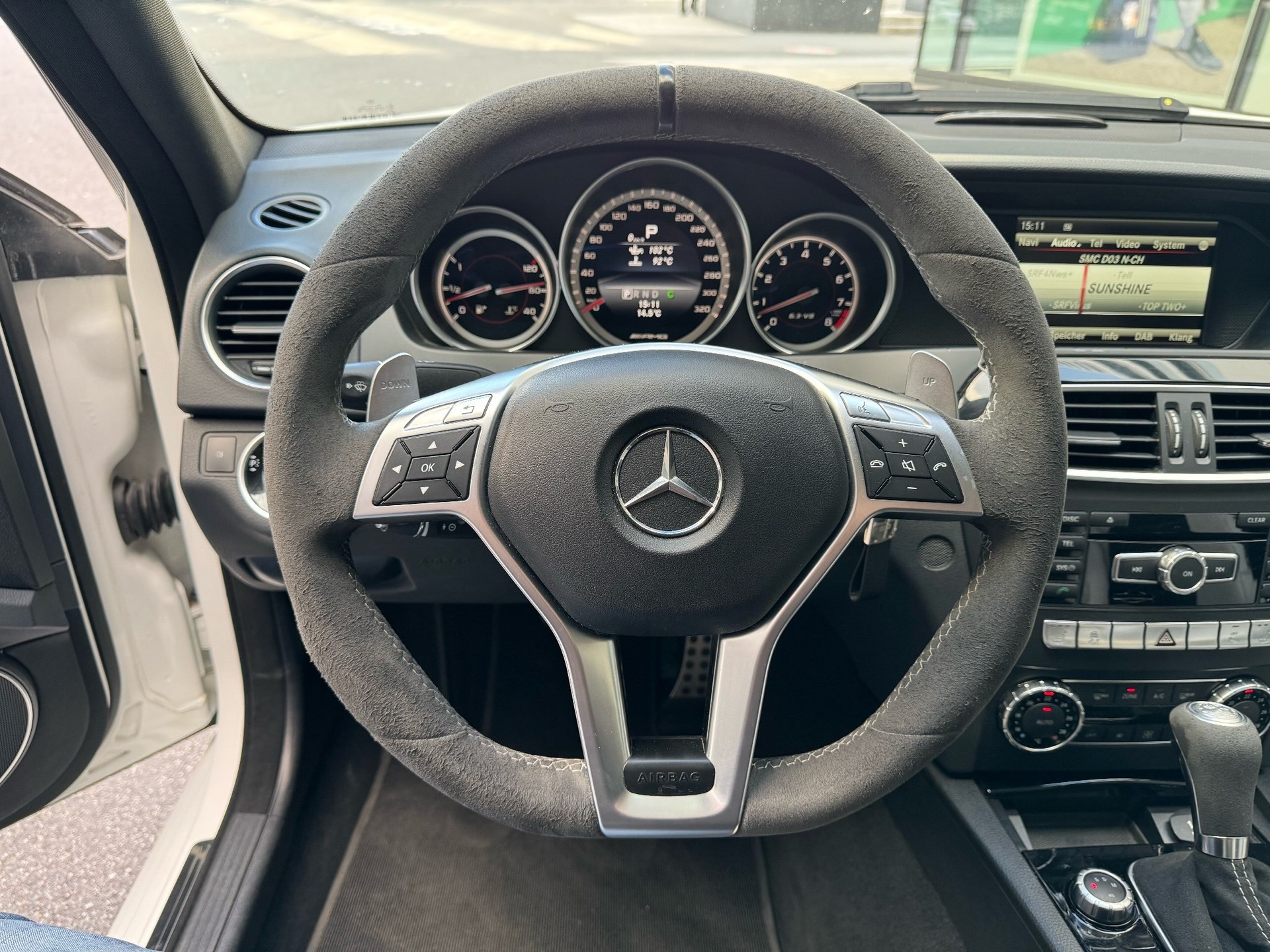 MERCEDES-BENZ C 63 AMG Avantgarde Edition 507 Speedshift MCT-image-27
