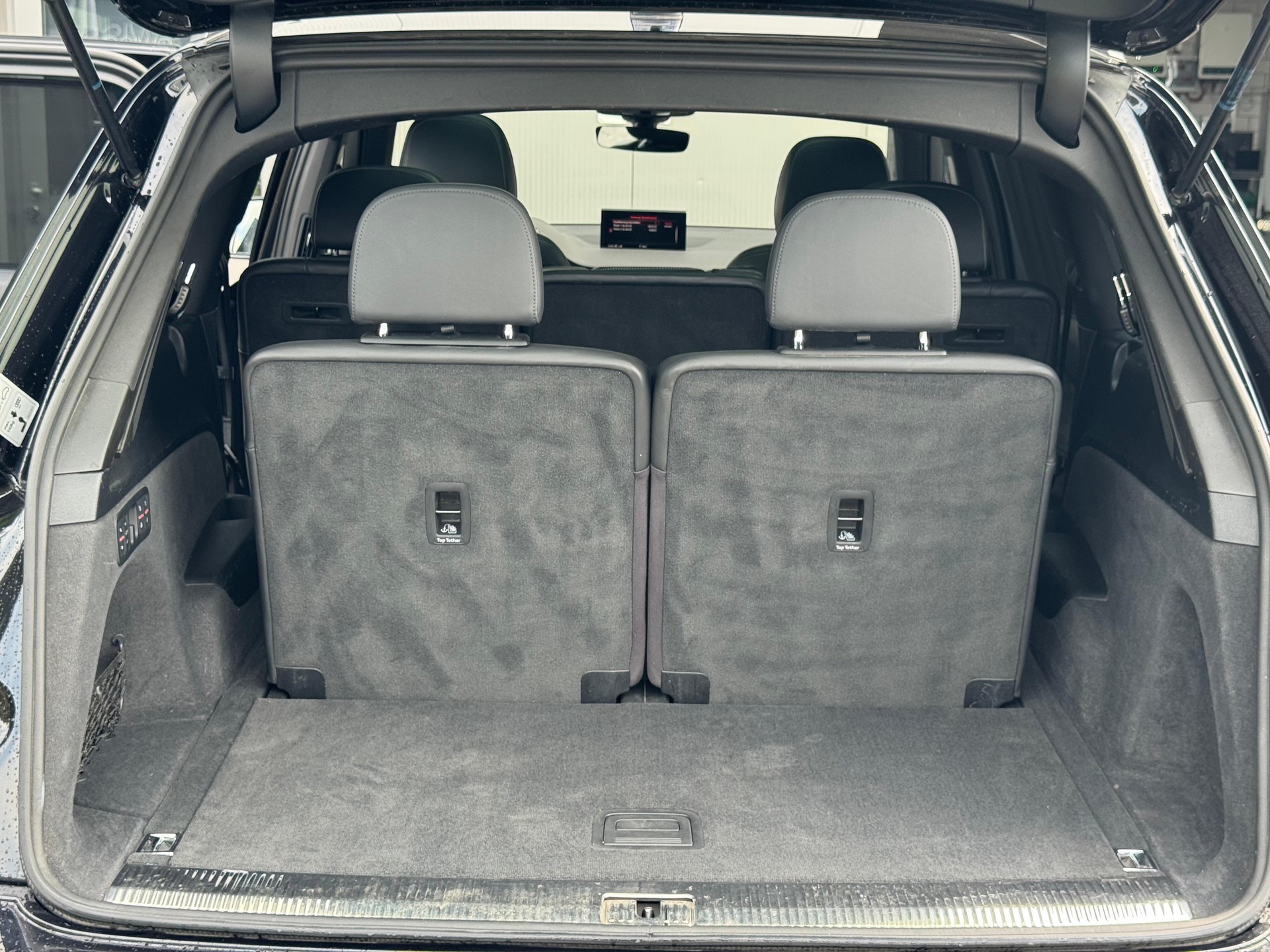 AUDI SQ7 4.0 TDI quattro tiptronic-image-22