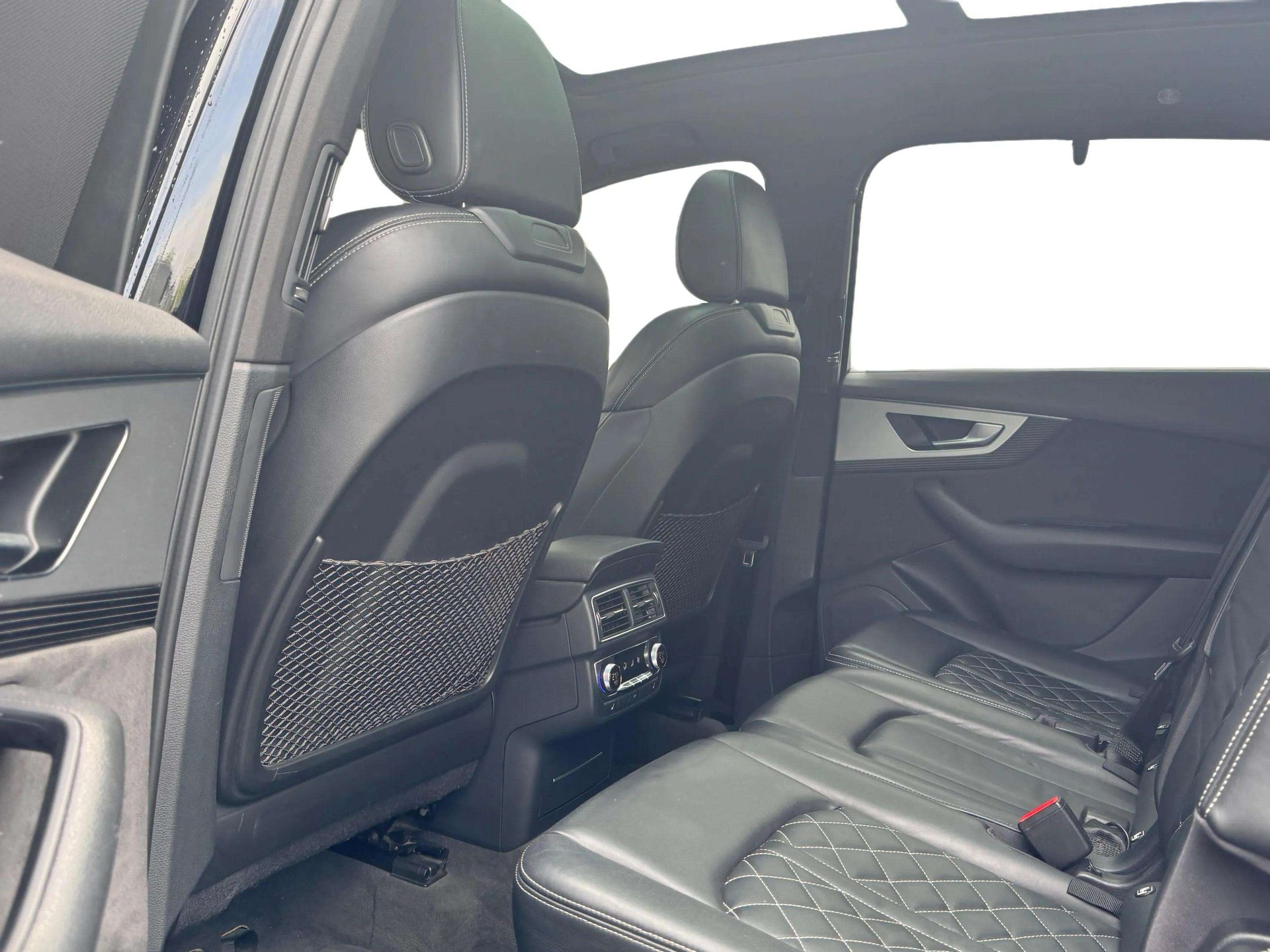 AUDI SQ7 4.0 TDI quattro tiptronic-image-20