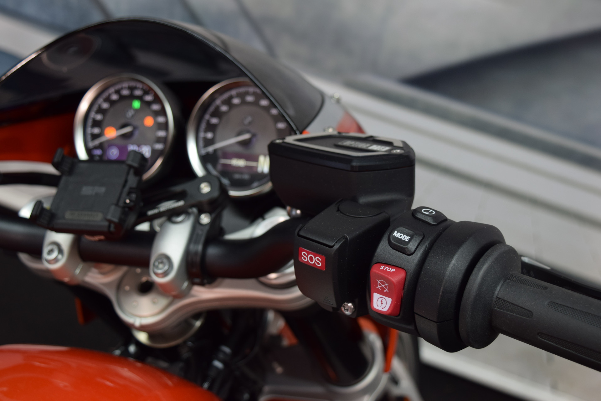 BMW R 12 nineT Sondermodell R12S-image-8