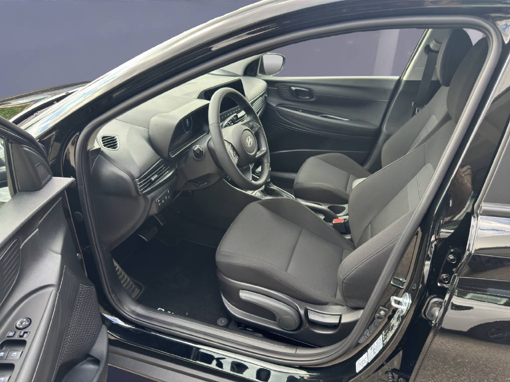 HYUNDAI BAYON 1.0 T-GDi 100 Amplia Safe Tec-image-5