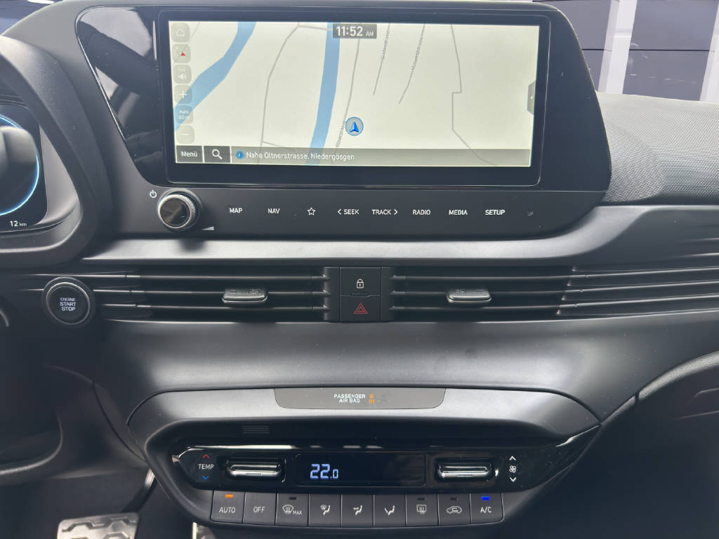 HYUNDAI BAYON 1.0 T-GDi 100 Amplia Safe Tec-image-7