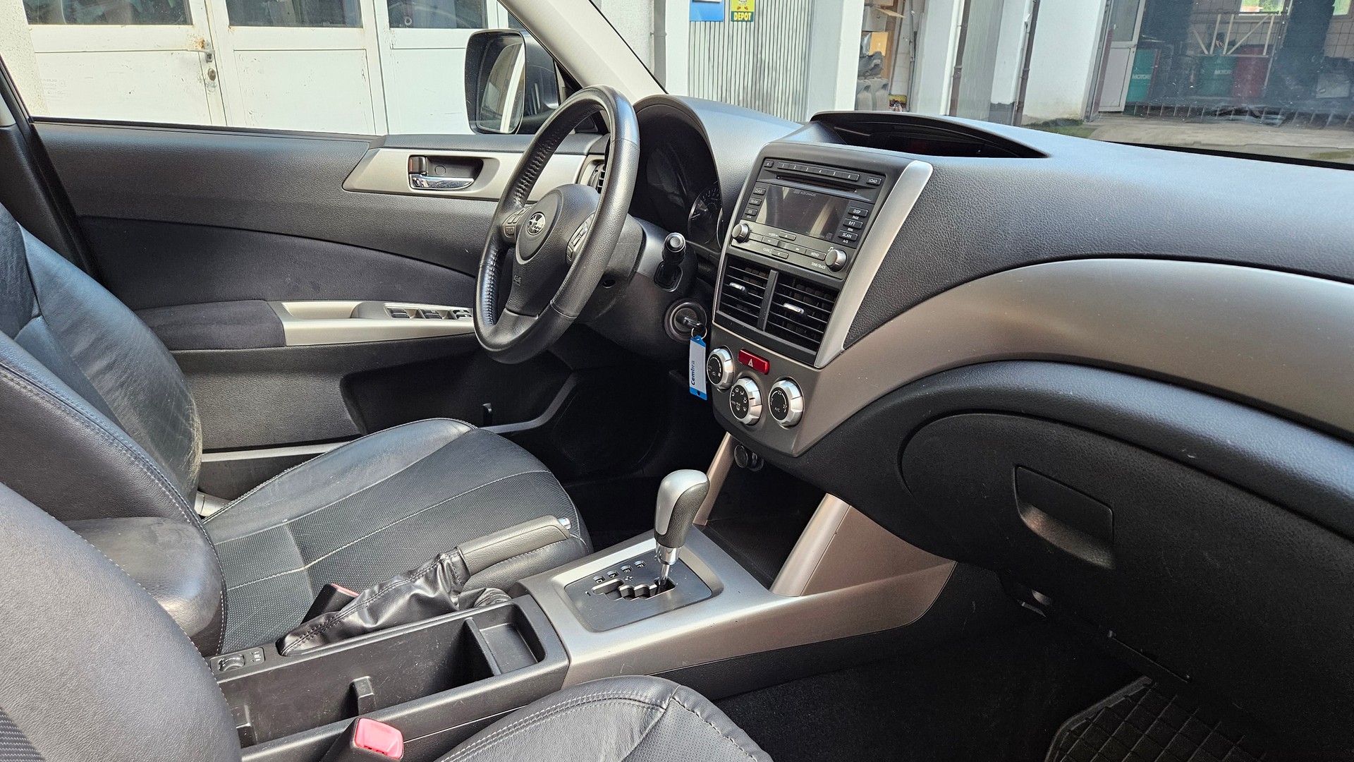 SUBARU Forester 2.0X Swiss Automatic-image-6