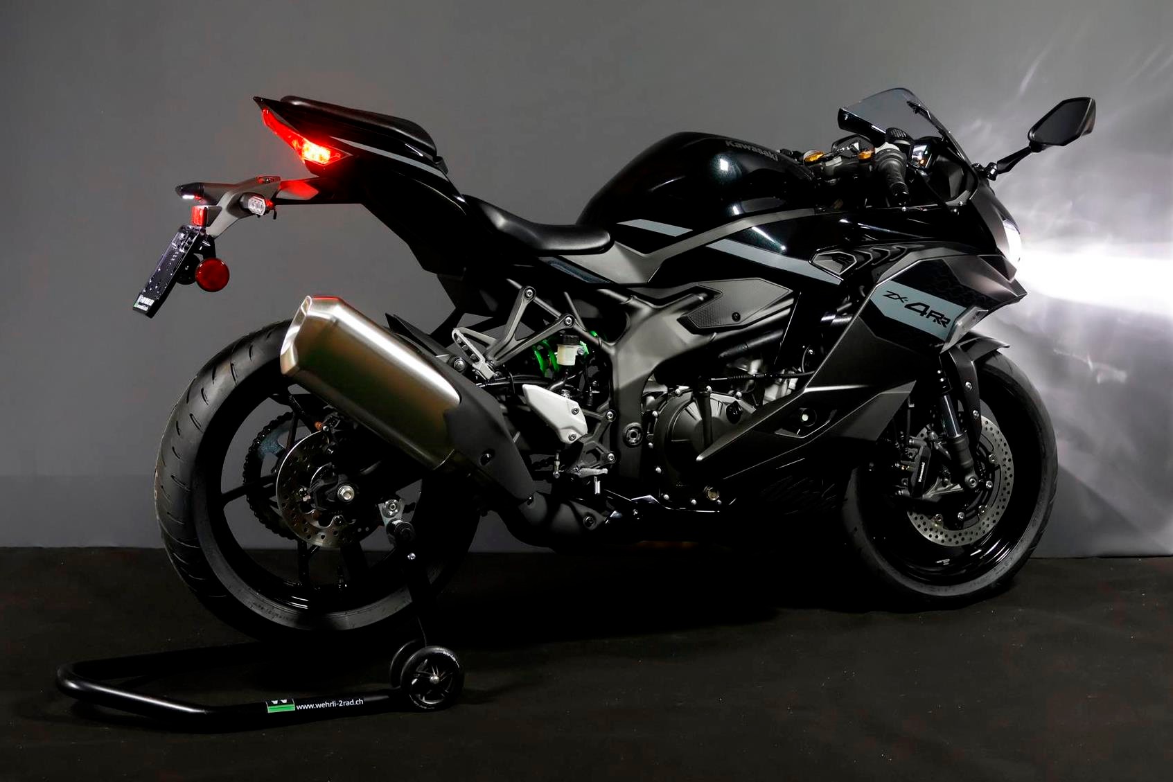 KAWASAKI Ninja ZX-4RR (57/35 KW)-image-9