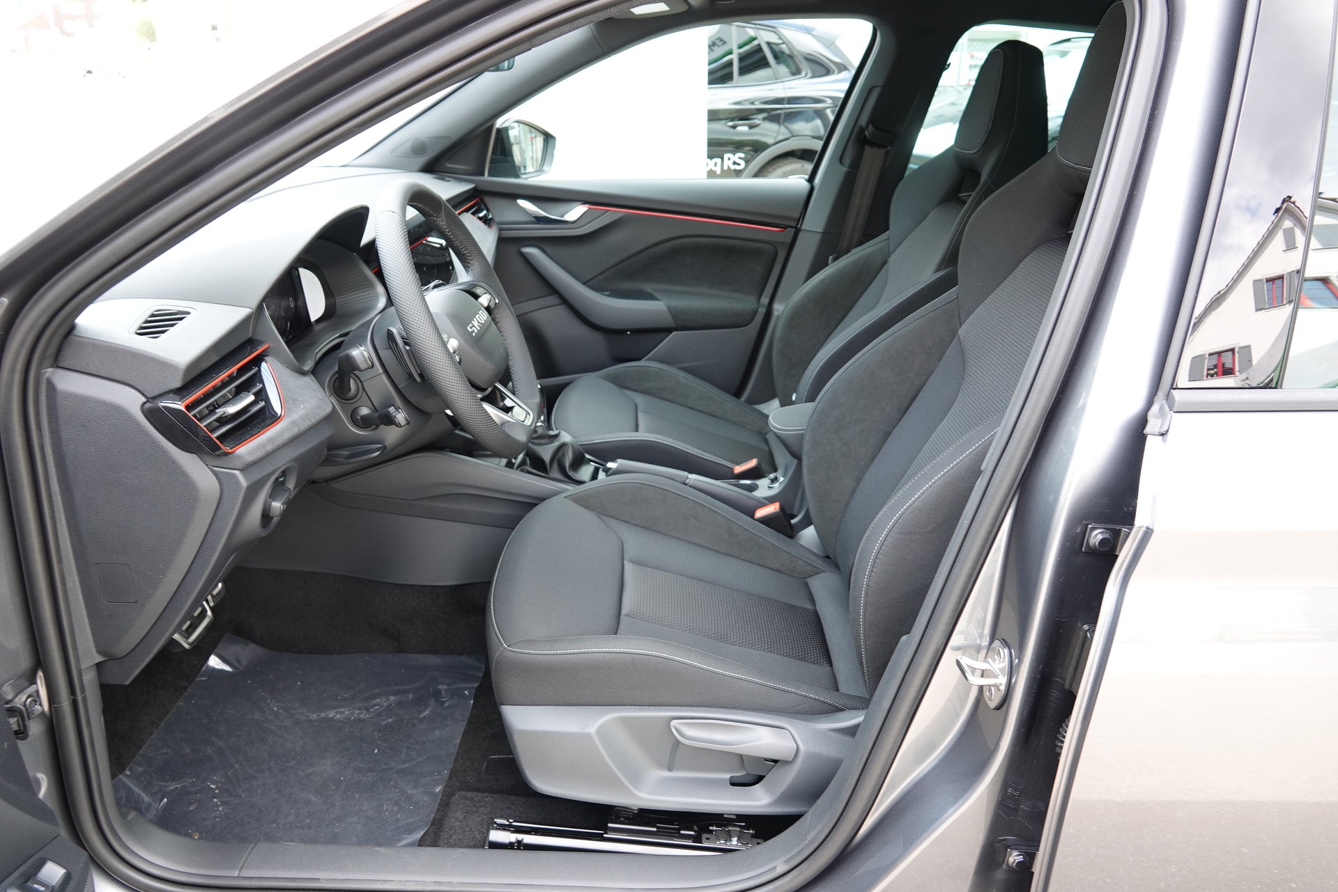 SKODA Kamiq 1.5 TSI Dynamic-image-13