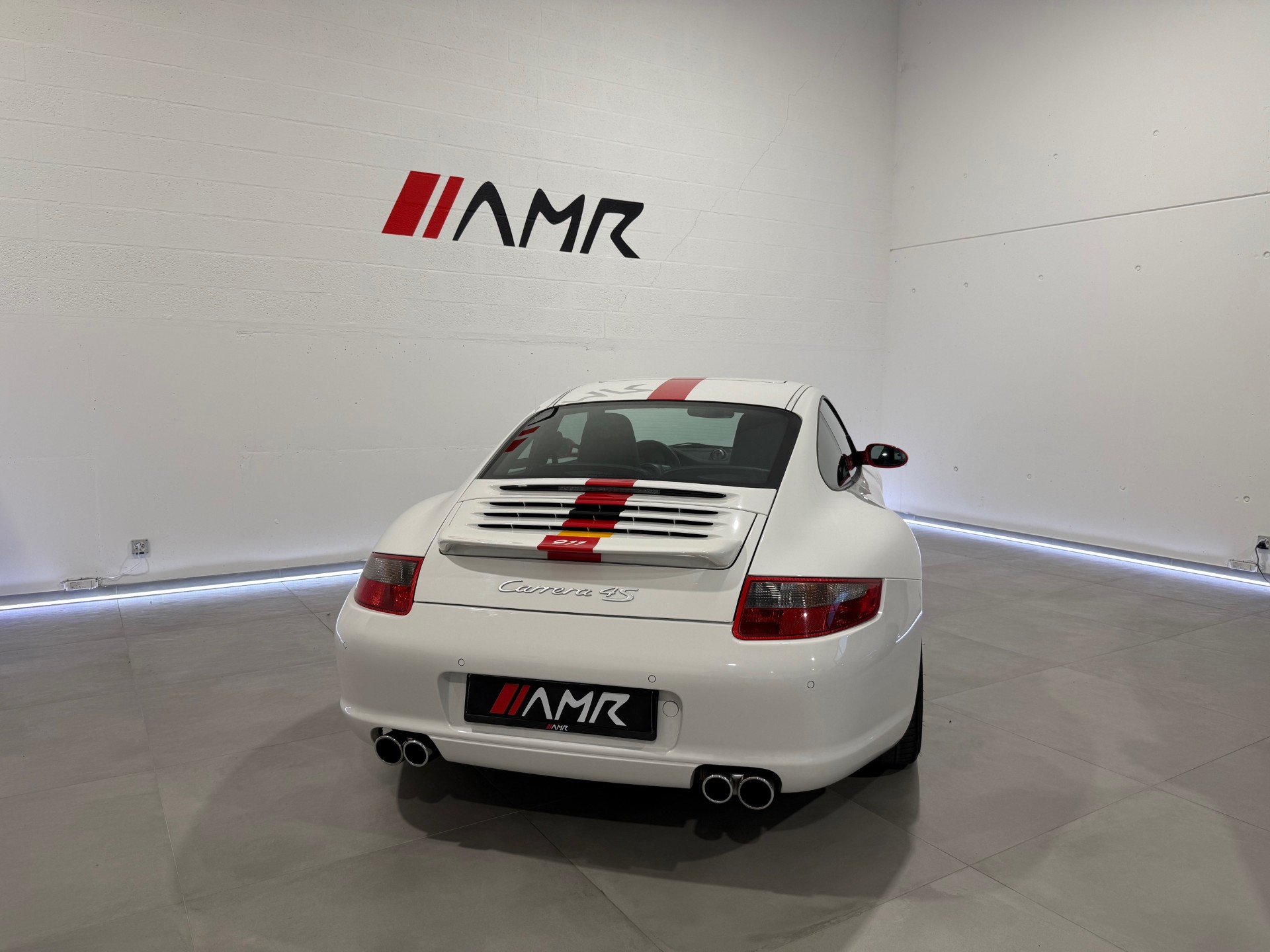 PORSCHE 911 Carrera 4S-image-6