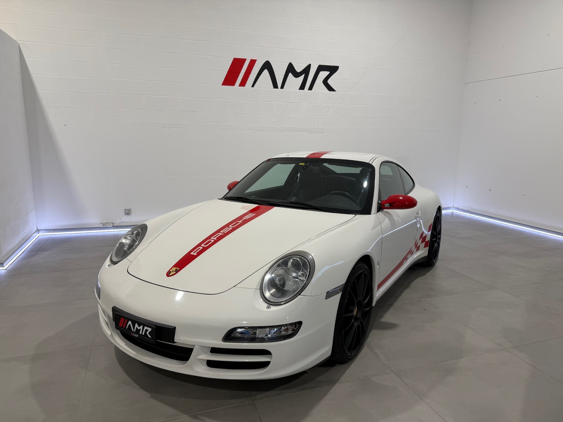 PORSCHE 911 Carrera 4S-image-3