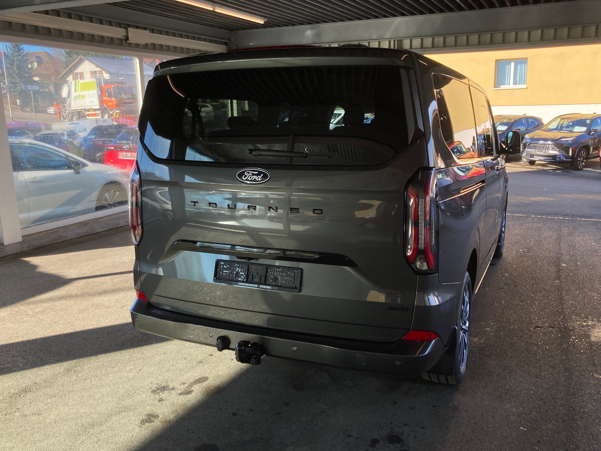 FORD Tourneo Bus 320 L2H1 TitaniumX Automat 4x4-image-4