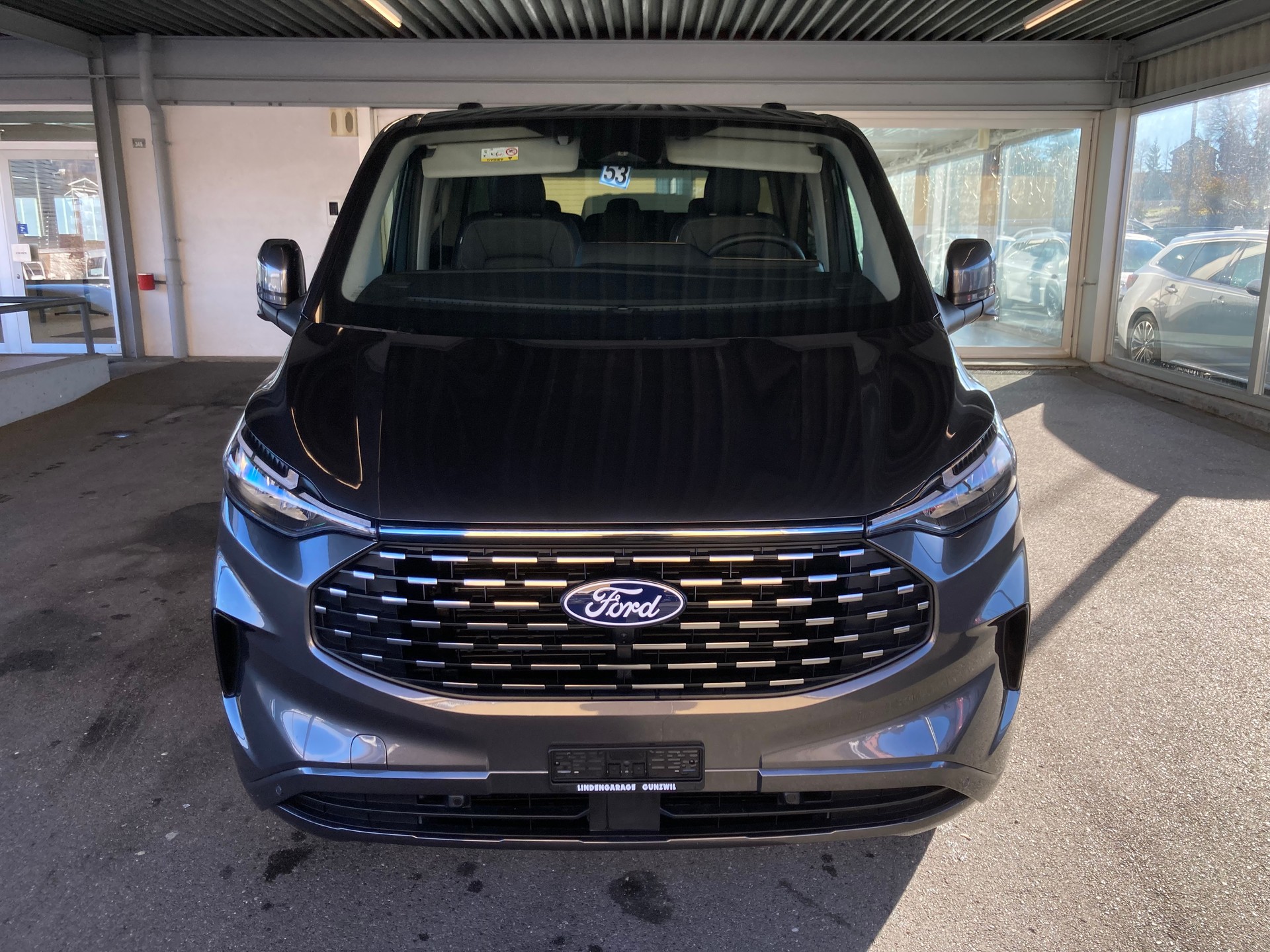 FORD Tourneo Bus 320 L2H1 TitaniumX Automat 4x4-image-1