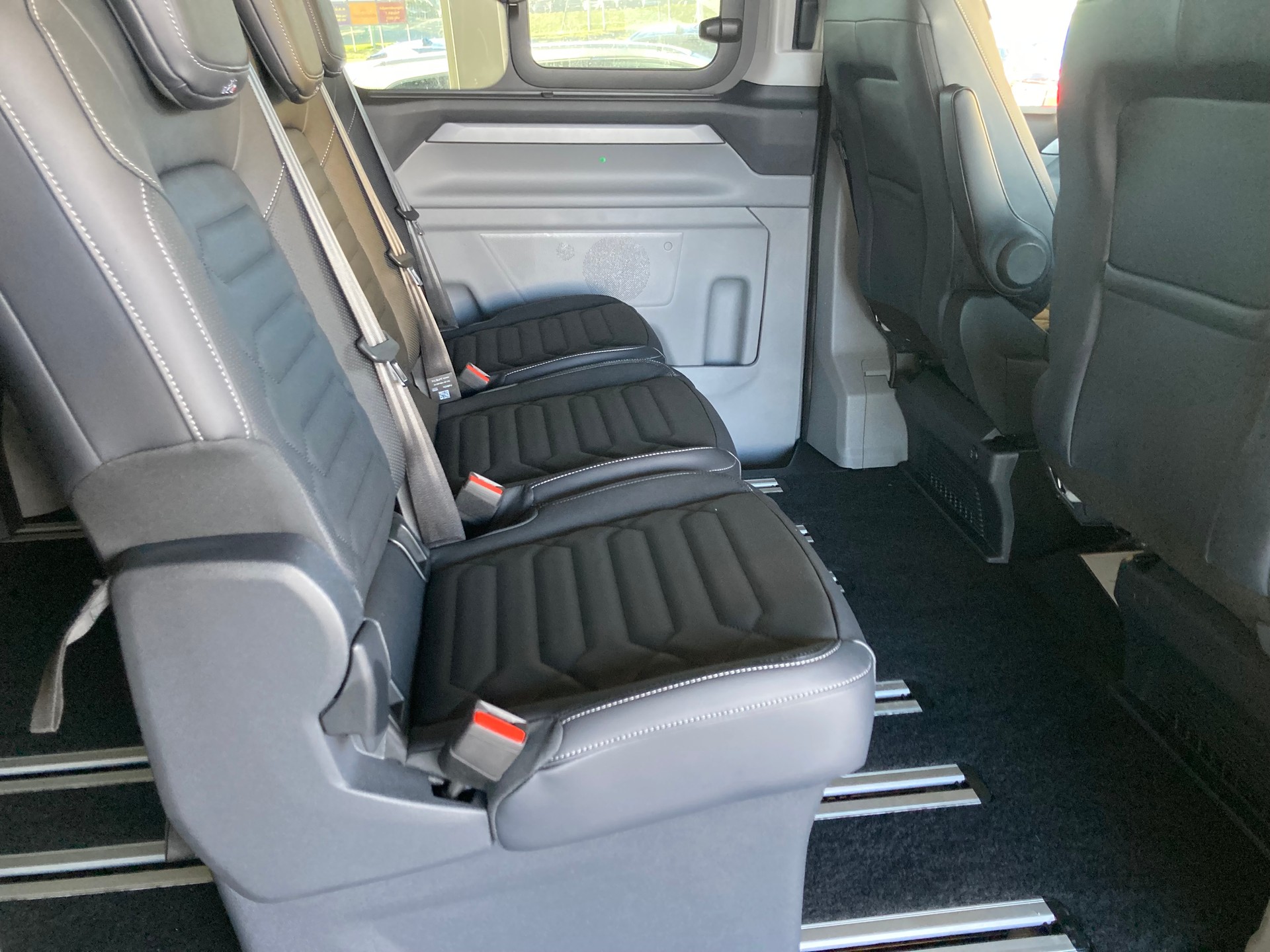 FORD Tourneo Bus 320 L2H1 TitaniumX Automat 4x4-image-10