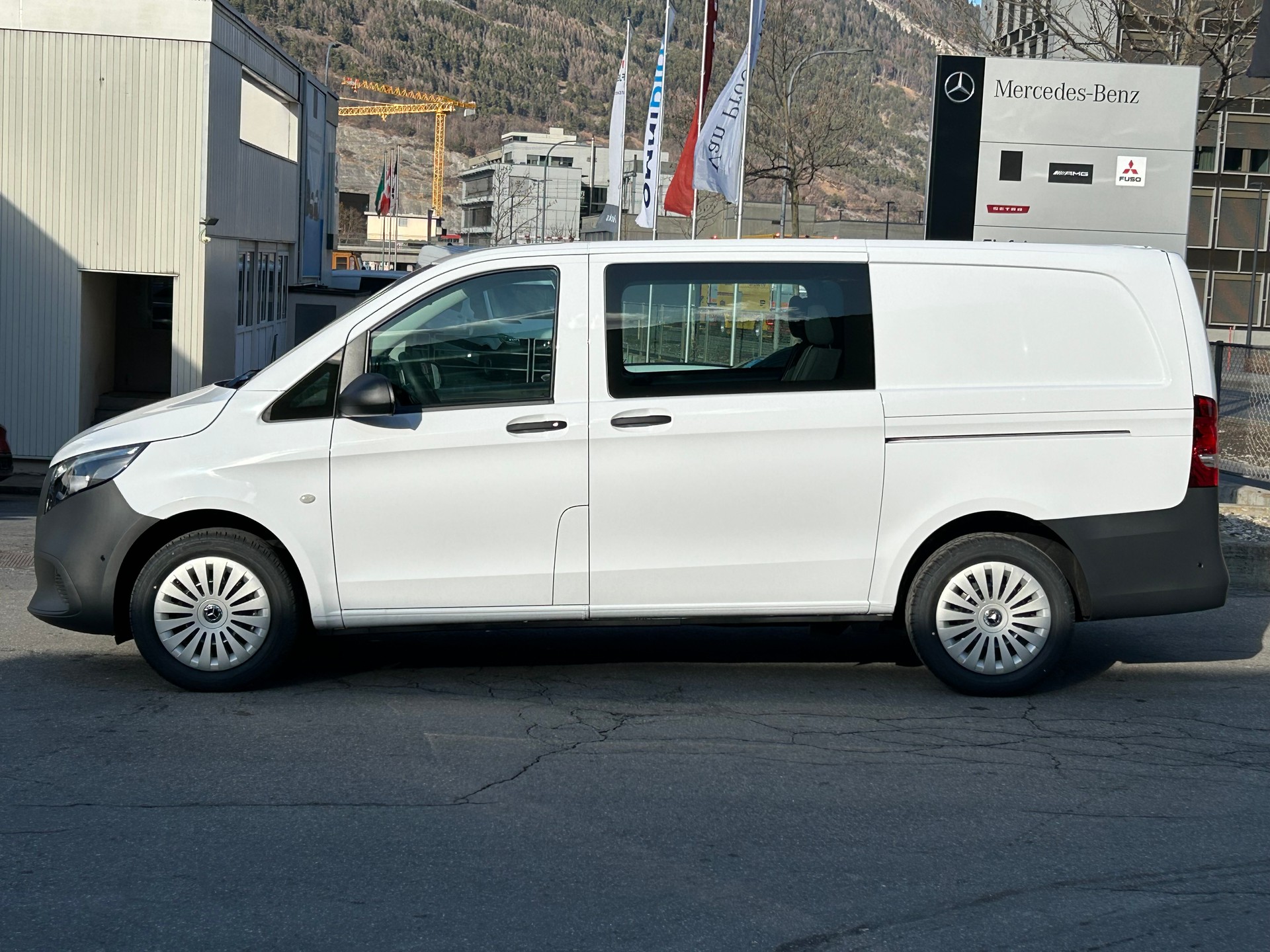MERCEDES-BENZ Vito 119 CDI KB MIXTO PRO Lang 4MATIC-showroom-element-3