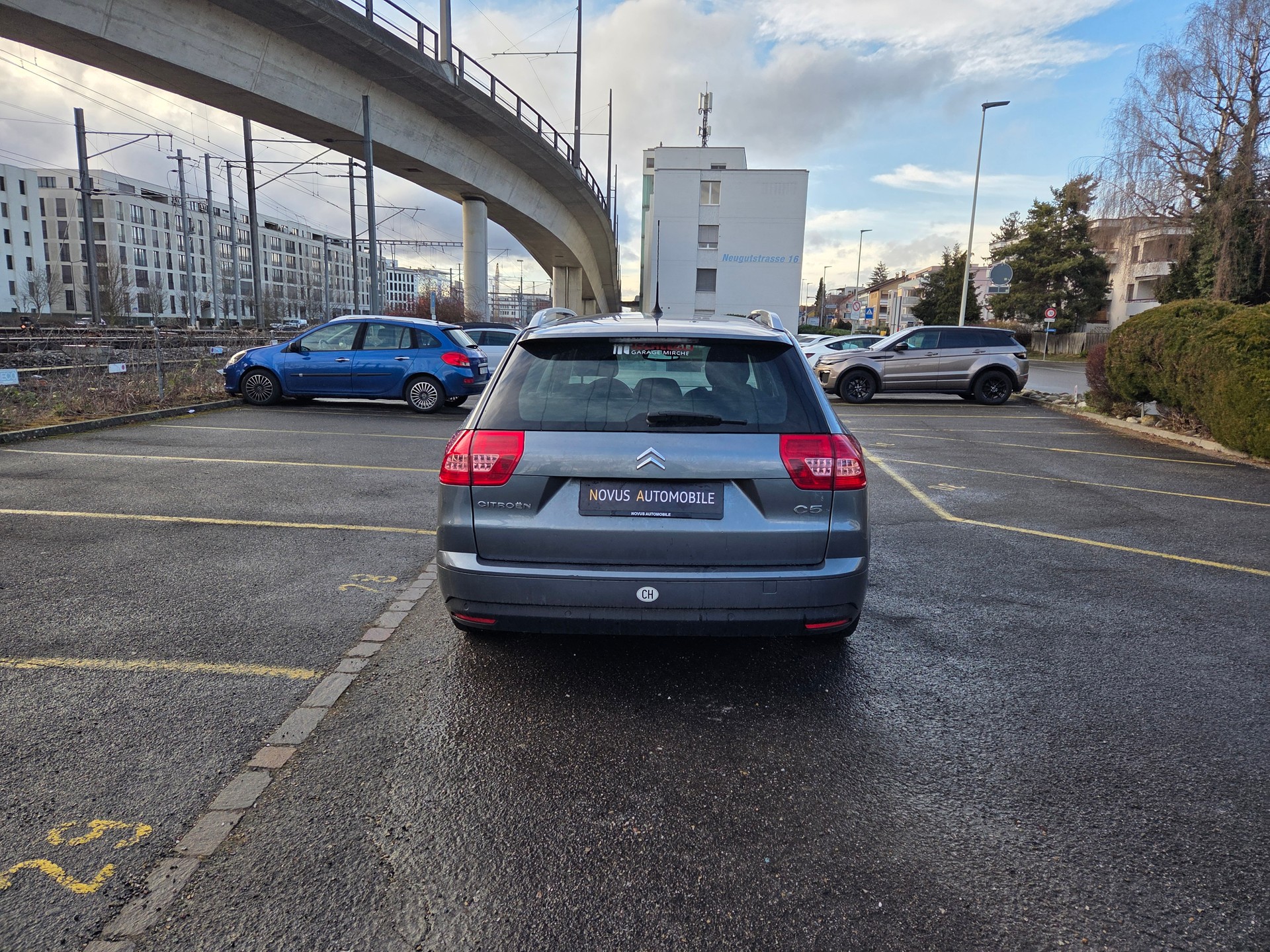 CITROEN C5-showroom-element-3