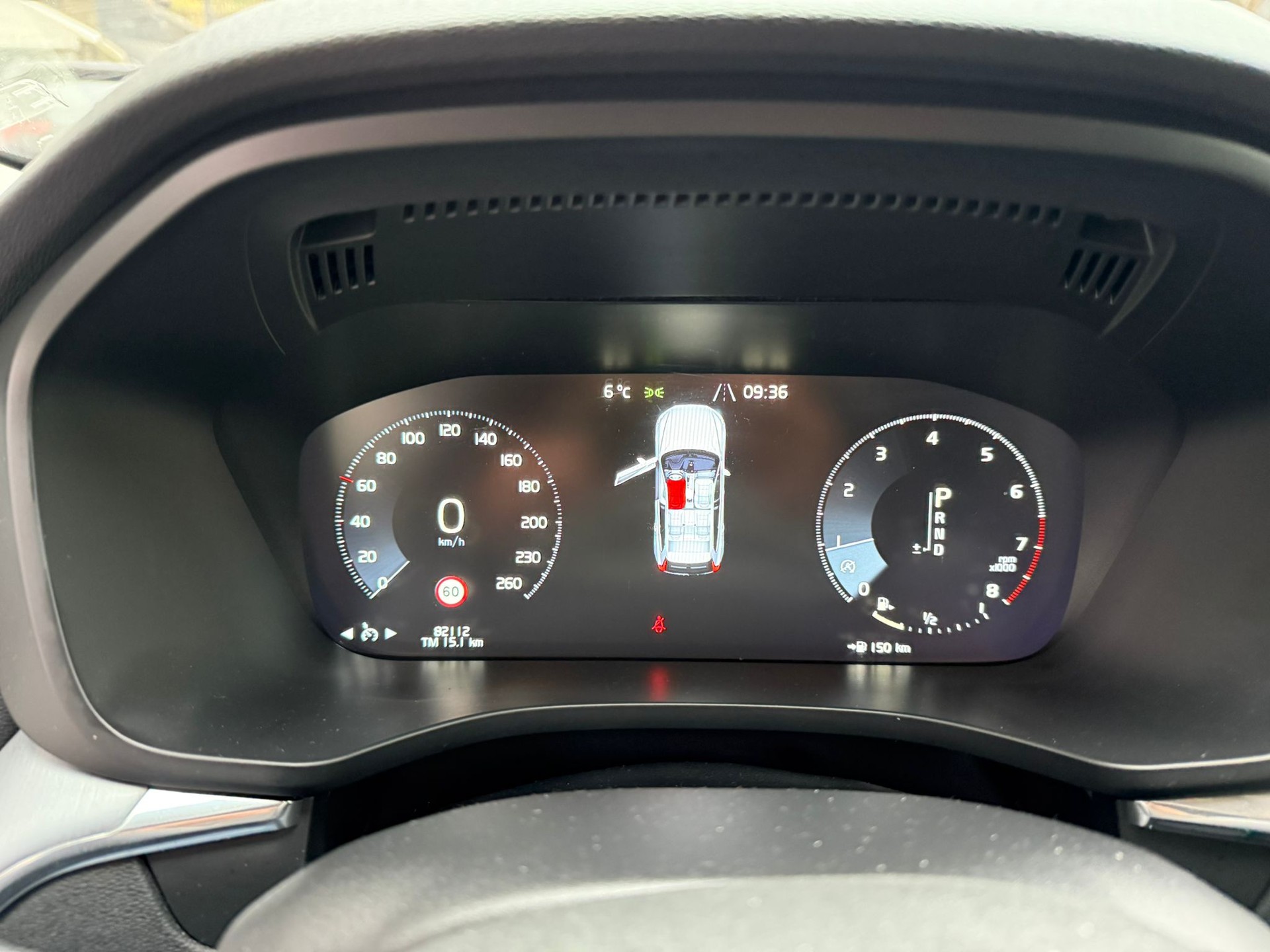 VOLVO XC60 T5 R-Design Geartronic-image-10