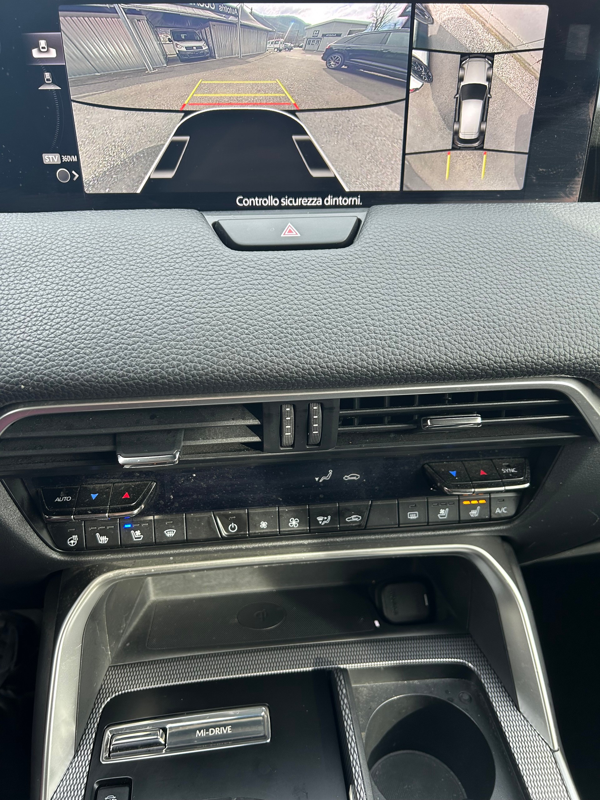 MAZDA CX-60 e-Skyactiv PHEV 327 AWD Homura-image-12