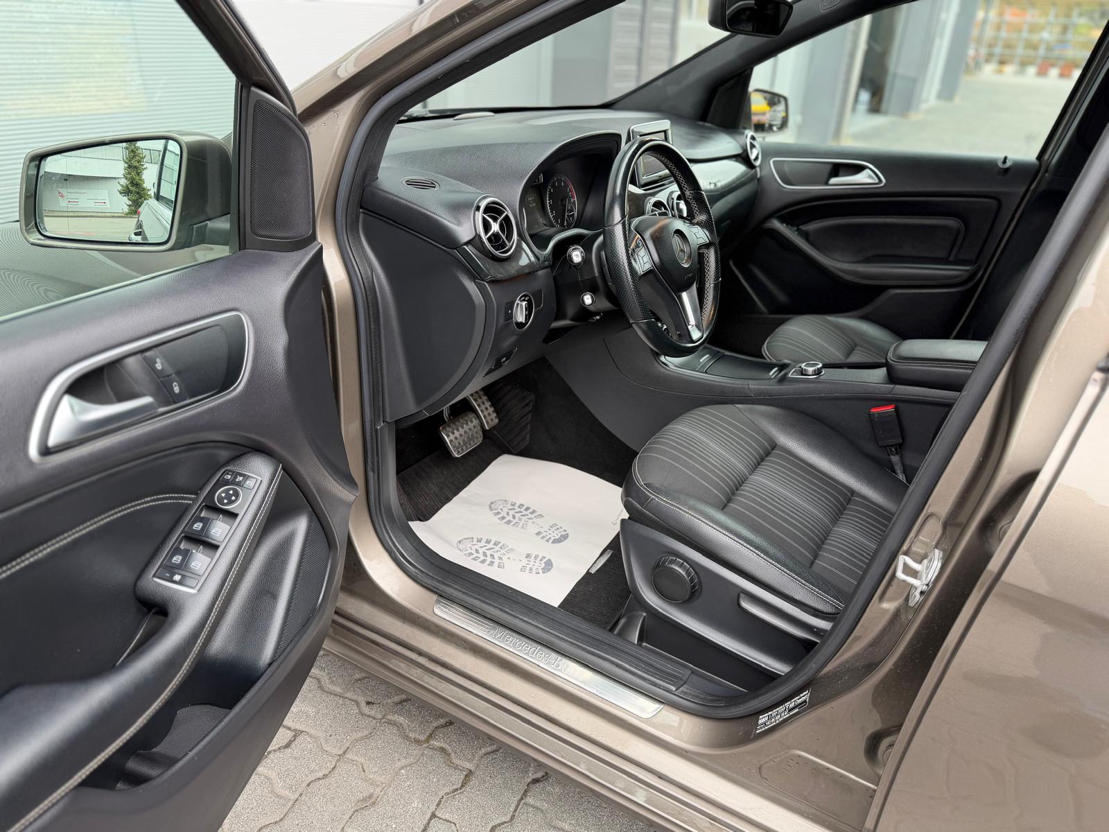 MERCEDES-BENZ B 220 4Matic 7G-DCT-image-9