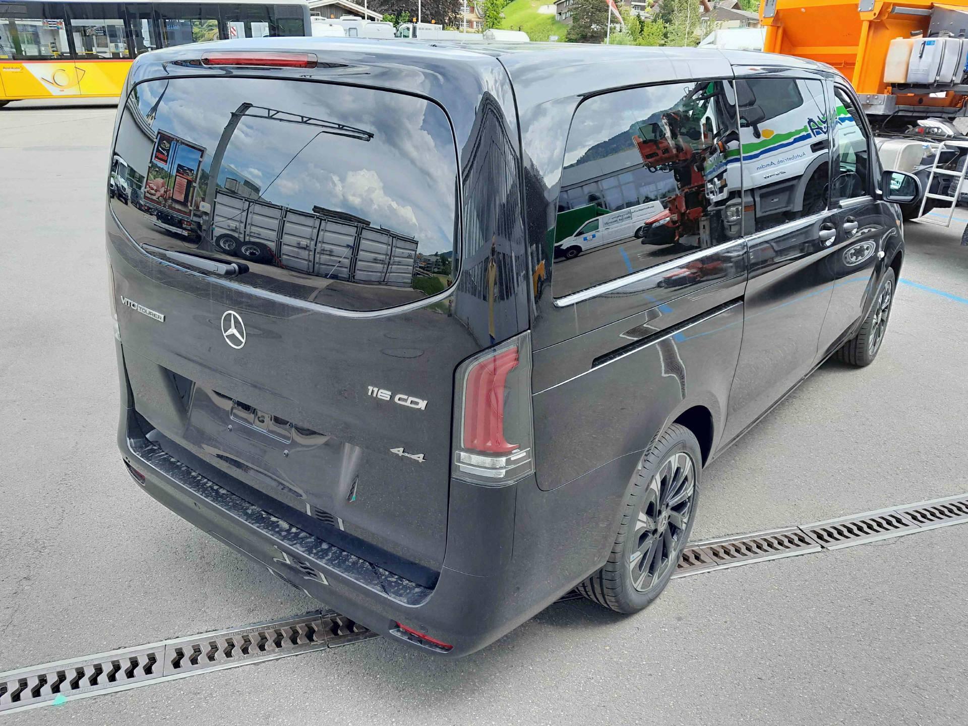 MERCEDES-BENZ VVito 116 CDI KB L 4x4 Family-image-4