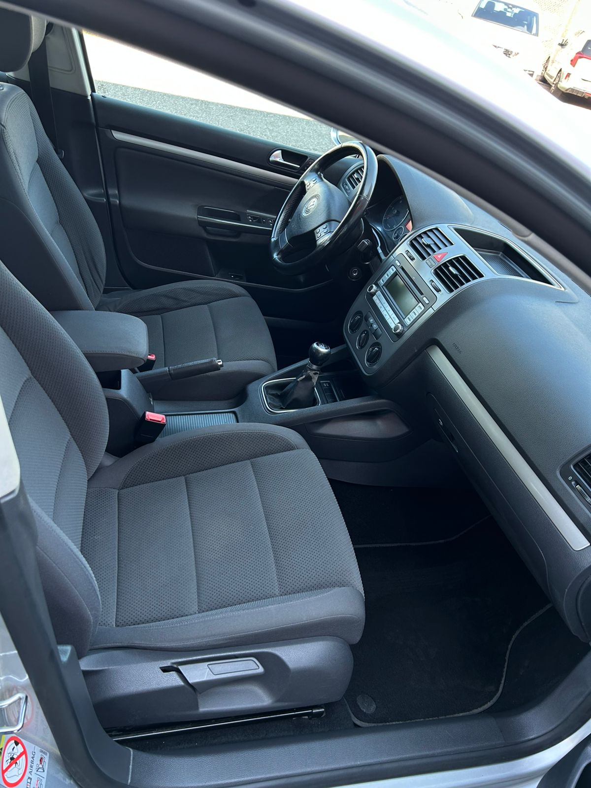 VW Golf 1.9 TDI Comfortline 4Motion-image-6