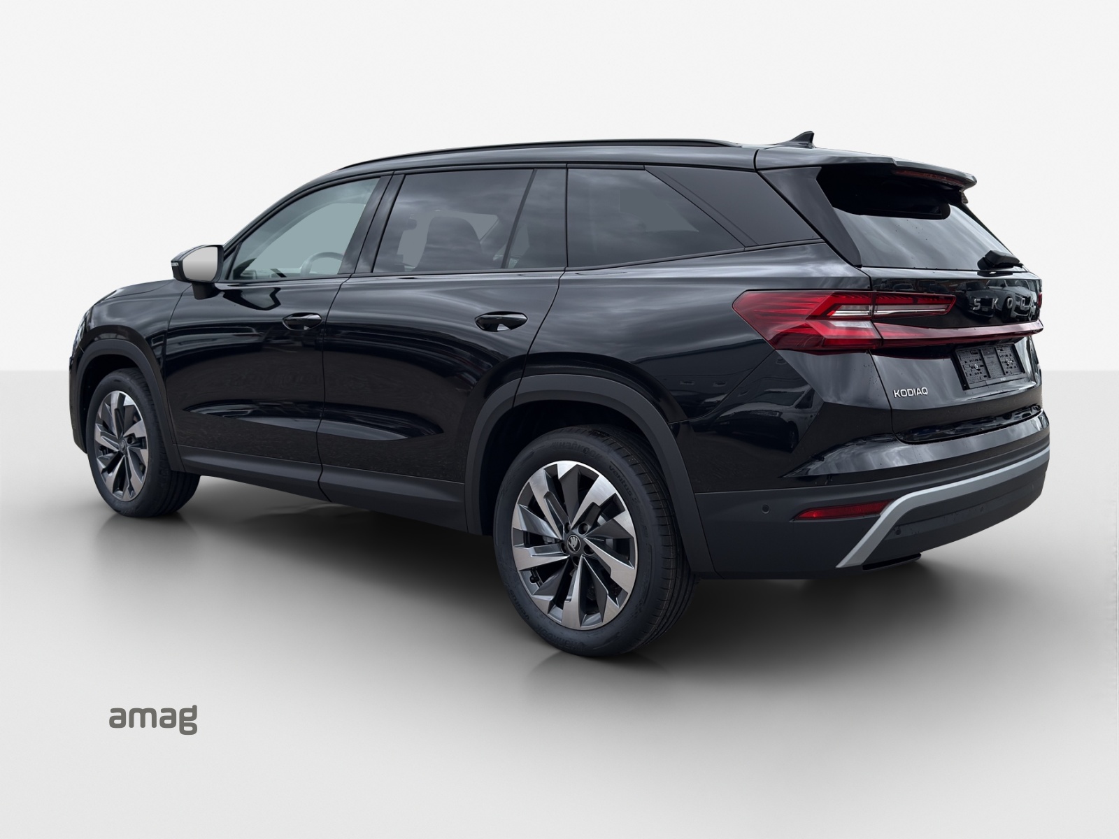 SKODA Kodiaq 2.0 TSI Dynamic 4x4-showroom-element-2