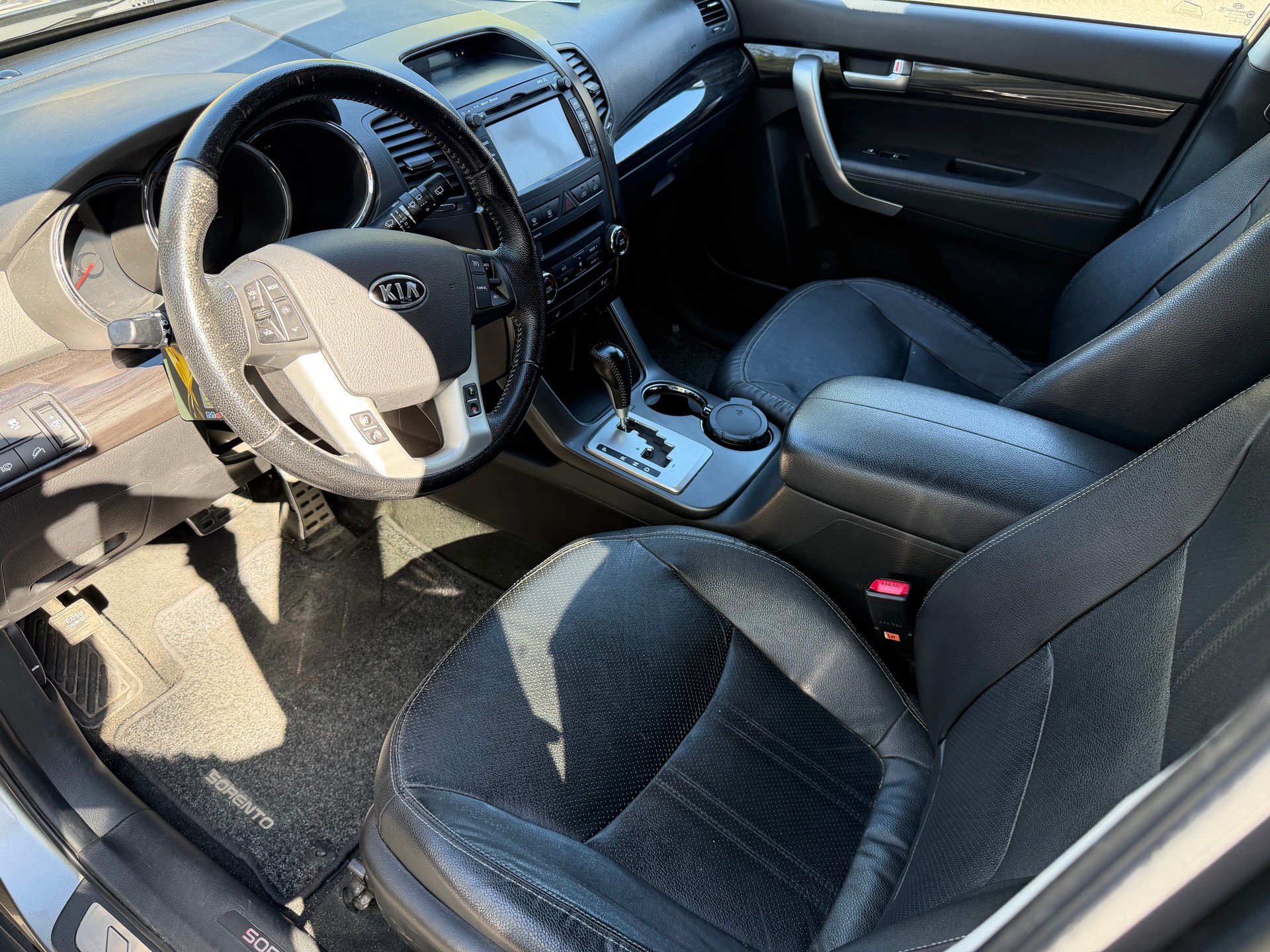 KIA Sorento 2.2 CRDI Style Automatic-image-10