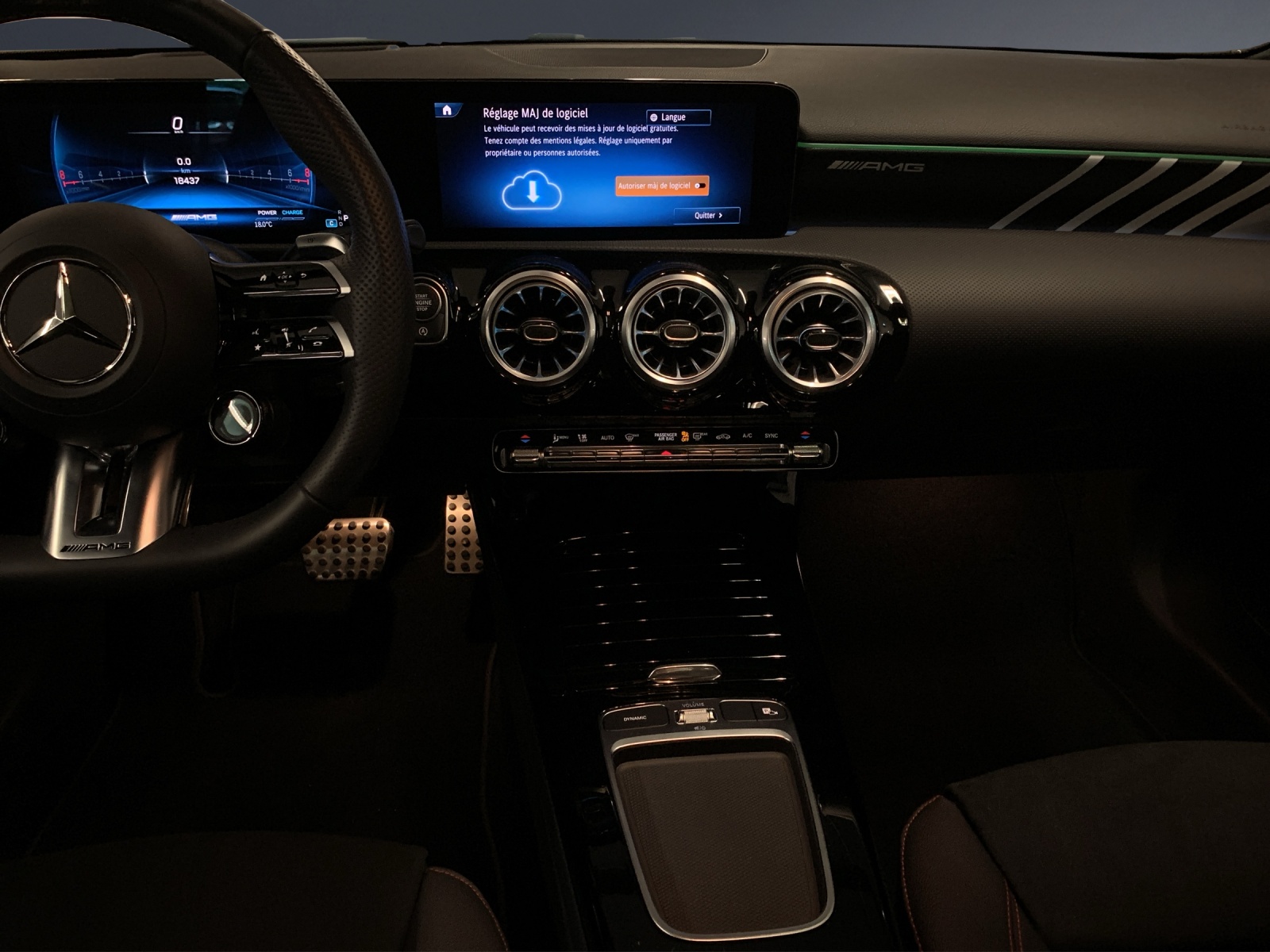 MERCEDES-BENZ A AMG 35 4Matic 8G-DCT-image-7
