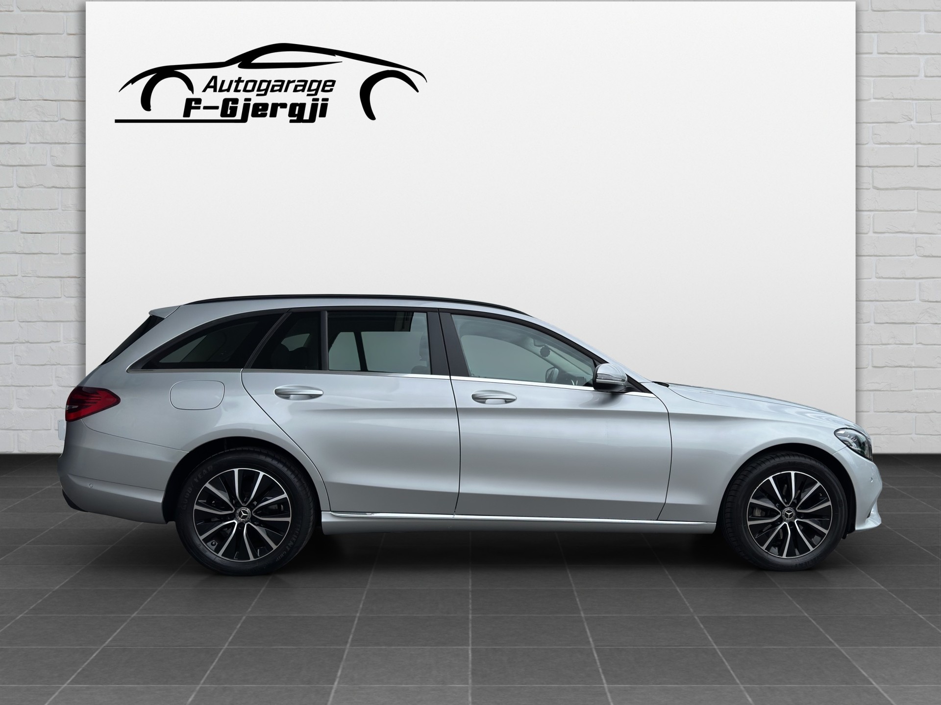 MERCEDES-BENZ C 200 Swiss Star 4M 9G-Tronic-image-6