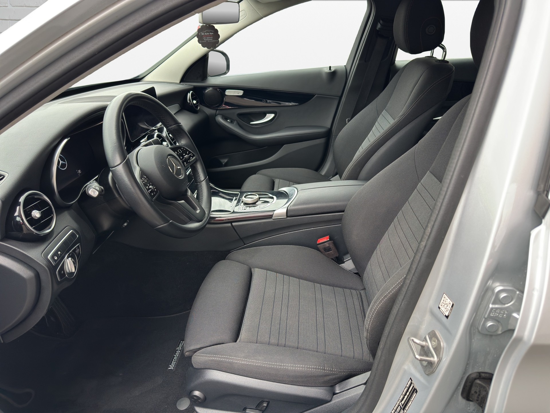 MERCEDES-BENZ C 200 Swiss Star 4M 9G-Tronic-image-12