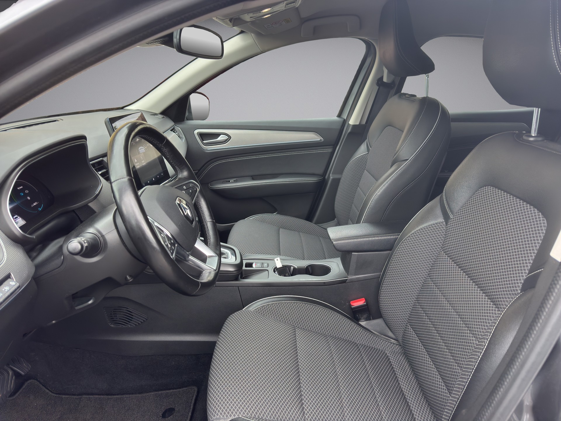 RENAULT Arkana 1.6 E-Tech Intens-image-6
