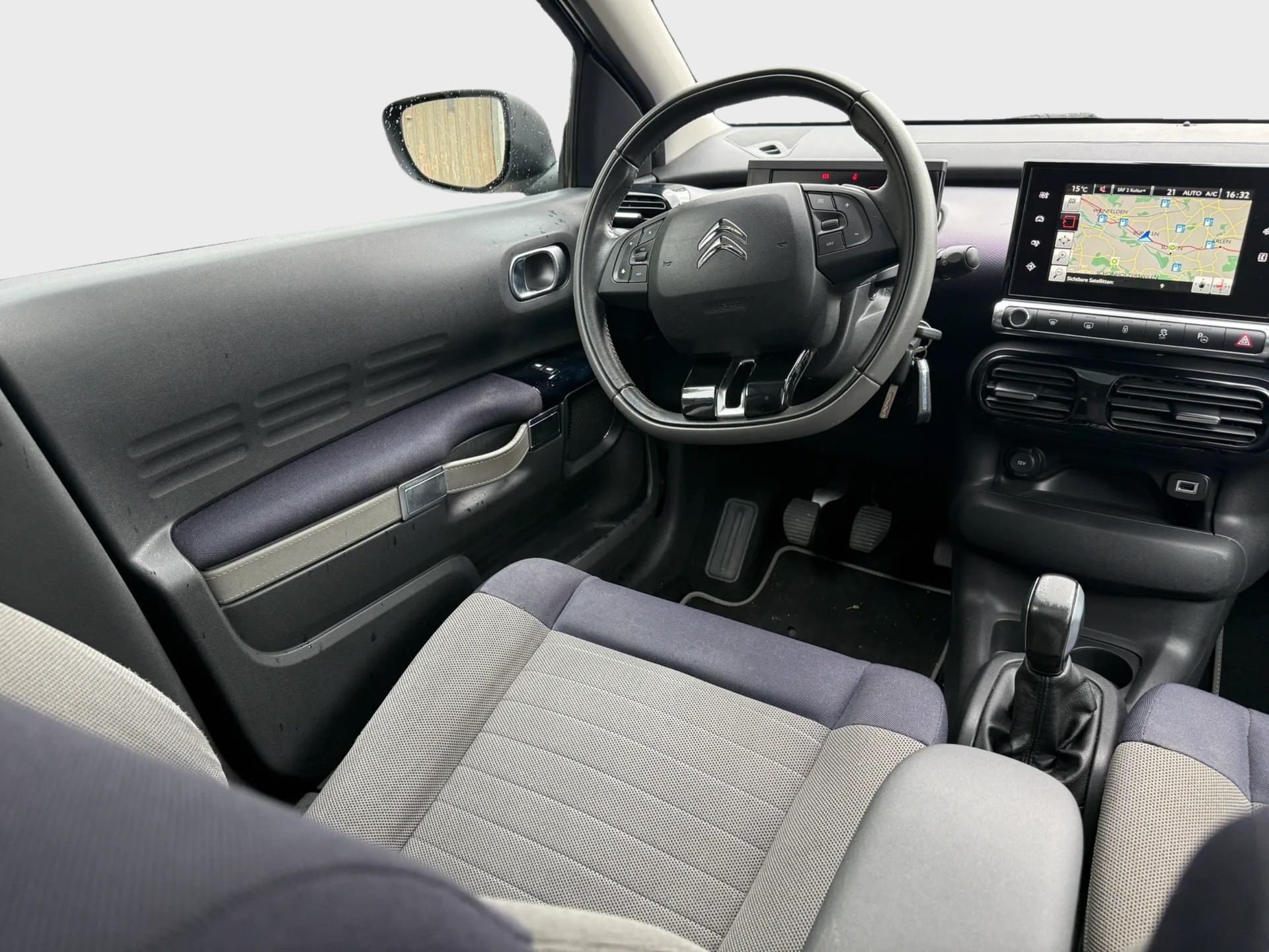 CITROEN C4 1.2 Cactus Pure Tech Live Edition-image-10